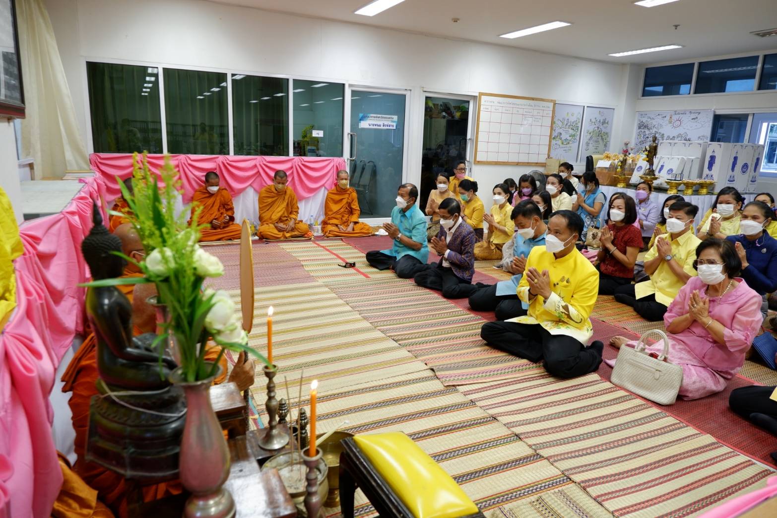 พช.ขอนแก่น : ทำบุญสำนักงานพัฒนาชุมชนจังหวัดขอนแก่น และพิธีมอบ”พระพุทธพัฒนปชานาถ”