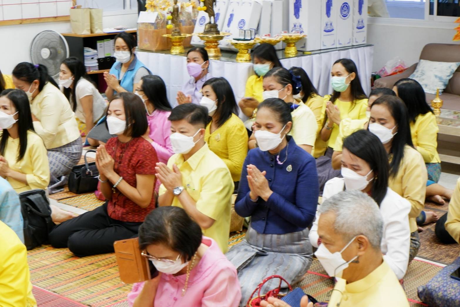 พช.ขอนแก่น : ทำบุญสำนักงานพัฒนาชุมชนจังหวัดขอนแก่น และพิธีมอบ”พระพุทธพัฒนปชานาถ”