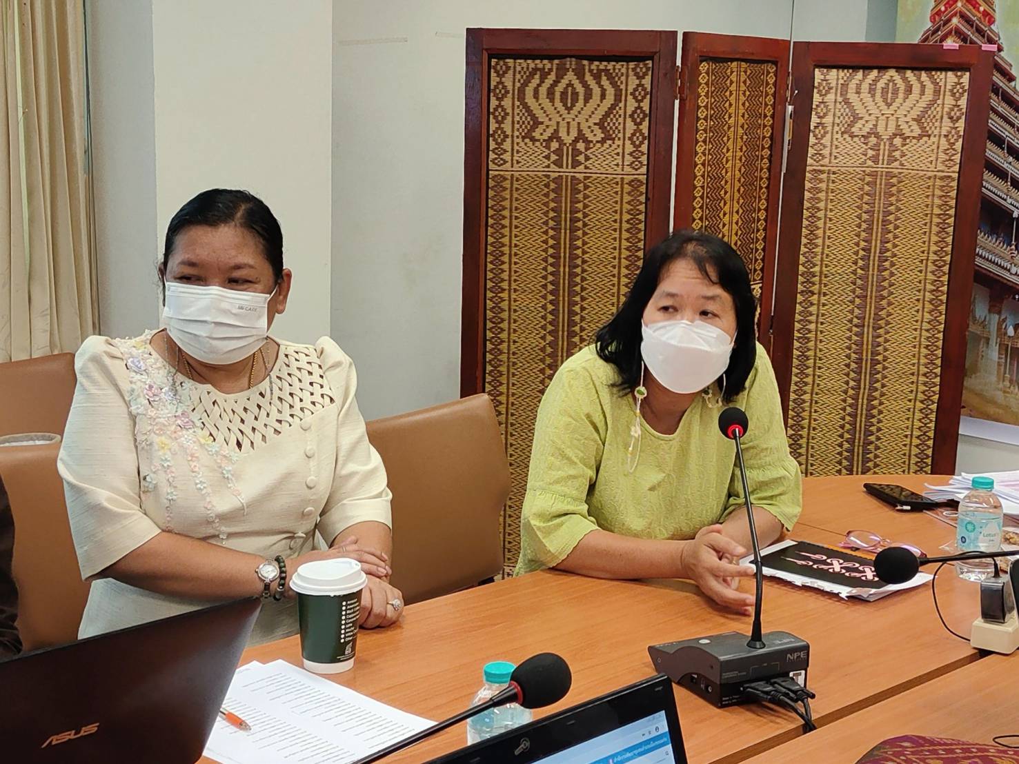 พช.ขอนแก่น : ดำเนินงานโครงการหนึ่งตำบล หนึ่งผลิตภัณฑ์ จังหวัดขอนแก่น ประจำปีงบประมาณ พ.ศ. 2565 กิจกรรมประชุมชี้แจงแนวทางการดำเนินงานโครงการหนึ่งตำบล หนึ่งผลิตภัณฑ์ แก่เจ้าหน้าที่พัฒนาชุมชนผู้รับผิดชอบงาน OTOP
