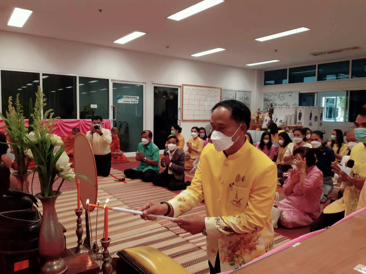 พช.ขอนแก่น : ทำบุญสำนักงานพัฒนาชุมชนจังหวัดขอนแก่น และพิธีมอบ”พระพุทธพัฒนปชานาถ”