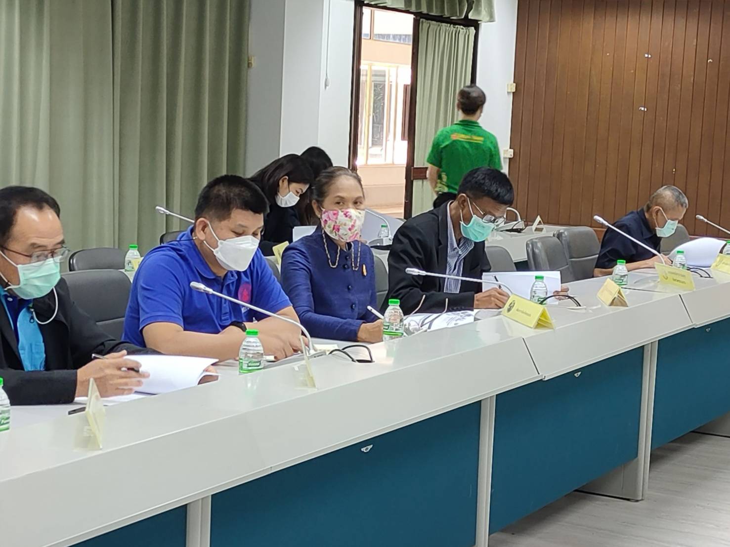 พช.ขอนแก่น : ร่วมประชุมชี้แจงคู่มือแนวปฏิบัติการเสนอโครงการพัฒนาและเสริมสร้างความเข้มแข็งของเศรษฐกิจฐานราก ปี 2565