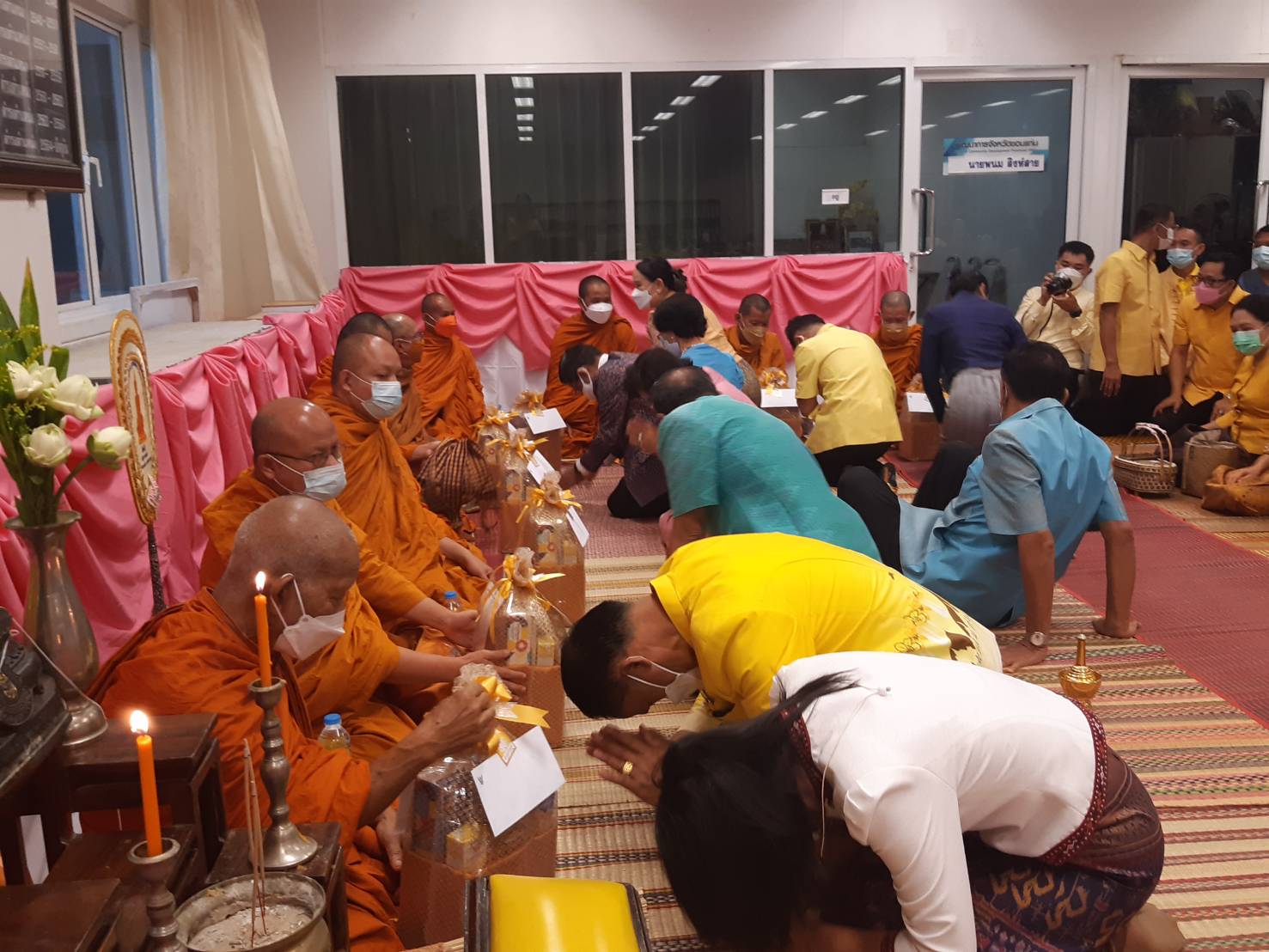 พช.ขอนแก่น : ทำบุญสำนักงานพัฒนาชุมชนจังหวัดขอนแก่น และพิธีมอบ”พระพุทธพัฒนปชานาถ”