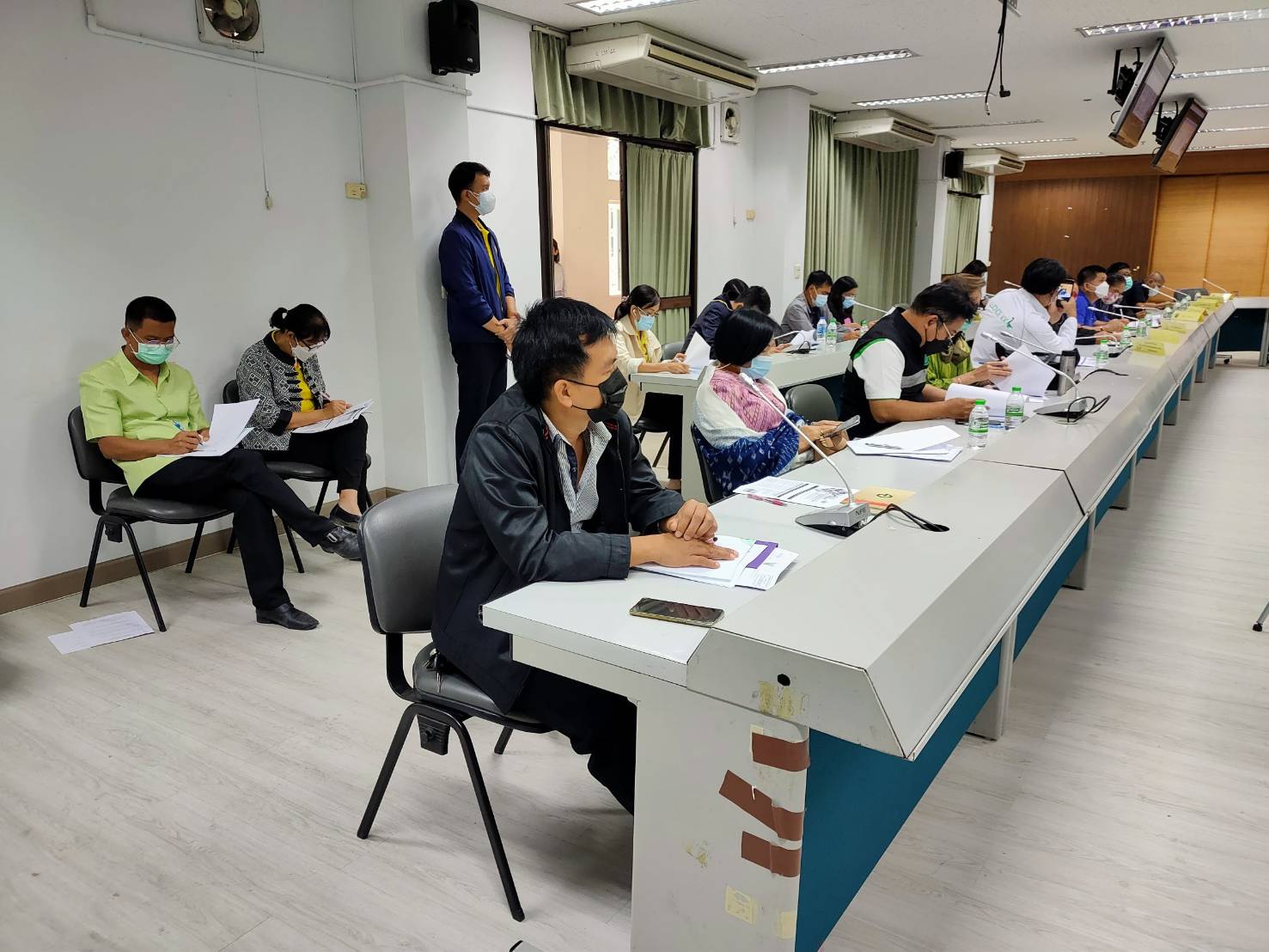 พช.ขอนแก่น : ร่วมประชุมชี้แจงคู่มือแนวปฏิบัติการเสนอโครงการพัฒนาและเสริมสร้างความเข้มแข็งของเศรษฐกิจฐานราก ปี 2565