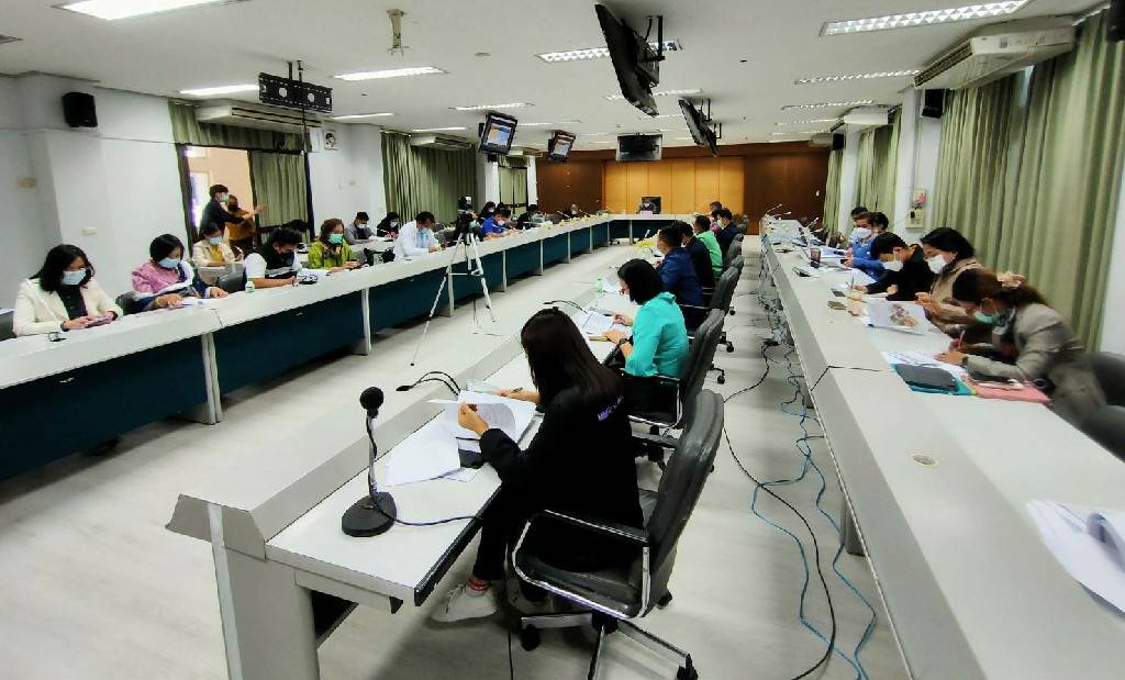 พช.ขอนแก่น : ร่วมประชุมชี้แจงคู่มือแนวปฏิบัติการเสนอโครงการพัฒนาและเสริมสร้างความเข้มแข็งของเศรษฐกิจฐานราก ปี 2565