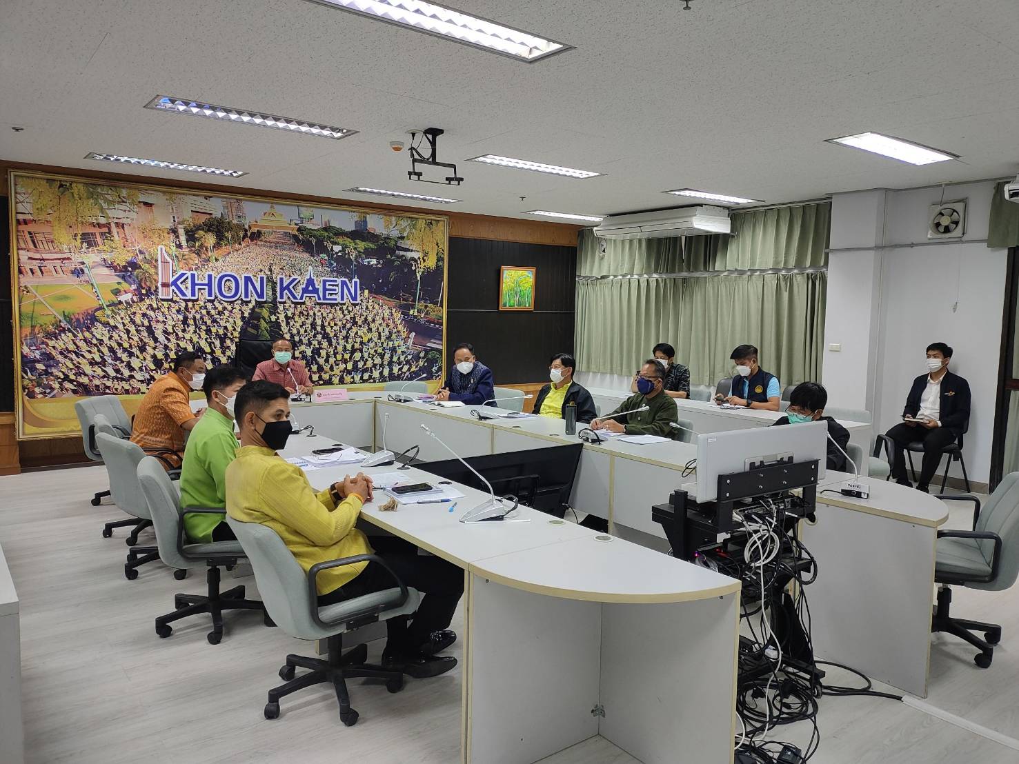พช.ขอนแก่น :ร่วมประชุมขับเคลื่อนรับนโยบายของรัฐบาล และภารกิจสำคัญของกระทรวงมหาดไทย ผ่านระบบวีดีทัศน์ทางไกล 