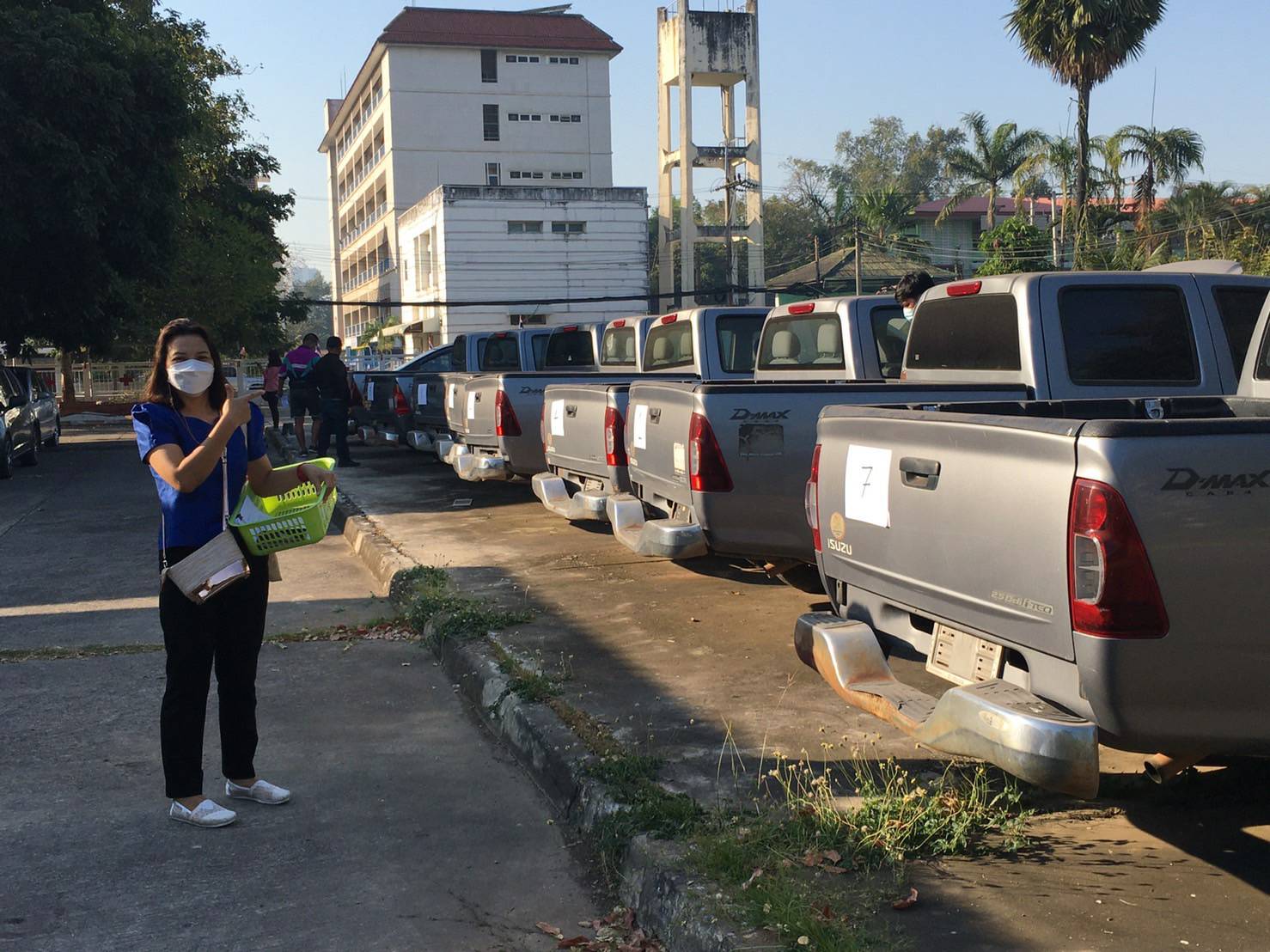 พช.ขอนแก่น : ขายทอดตลาดพัสดุชำรุด และเสื่อมสภาพ หมดความจำเป็นในการใช้งาน ประเภทครุภัณฑ์ยานพาหนะและขนส่ง