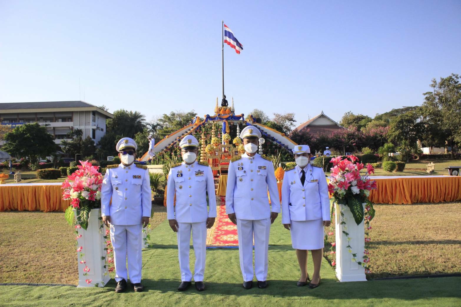 พช.ขอนแก่น : ร่วมพิธีวางพานพุ่มถวายราชสักการะ เนื่องในวันพ่อขุนรามคำแหงมหาราช ประจำปี 2565