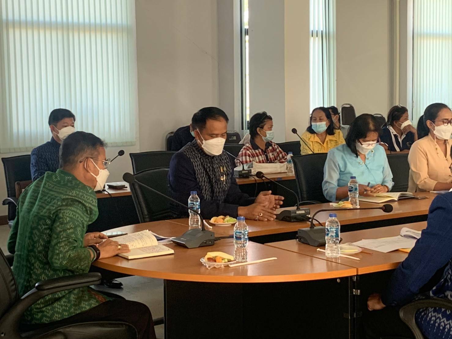 พช.ขอนแก่น : นายวสันต์ ชิงชนะ ผู้ตรวจราชการกรมการพัฒนาชุมชน ลงพื้นที่ตรวจติดตามการดำเนินงานโครงการแก้ไขปัญหาความยากจน (กข.คจ.) อำเภอเมืองขอนแก่น จังหวัดขอนแก่น