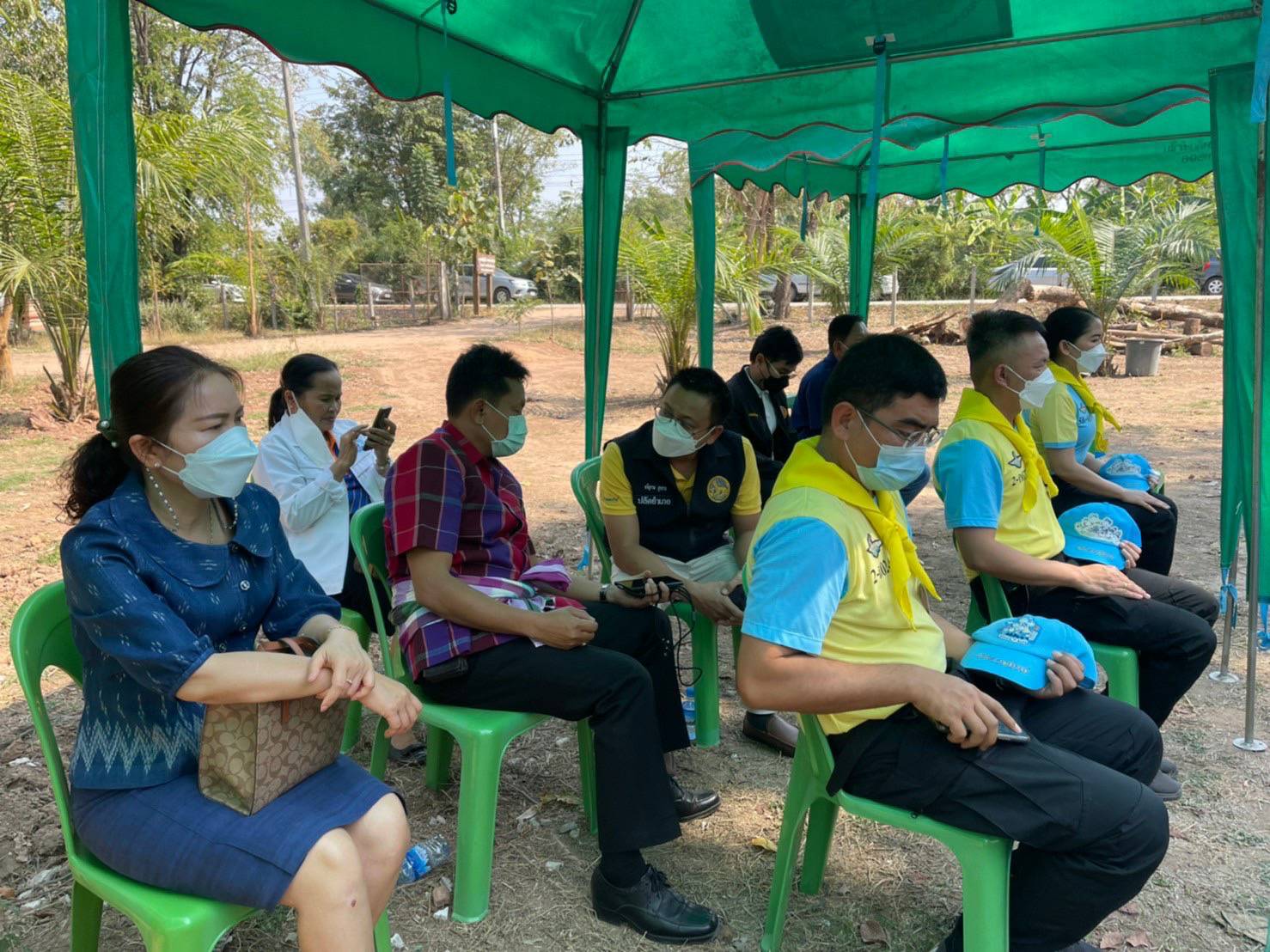 ผู้บริหารกรมการพัฒนาชุมชน ลงพื้นที่จังหวัดขอนแก่น ติดตามตรวจเยี่ยมและร่วมกิจกรรมเอามื้อสามัคคี ” โคก หนอง นา โมเดล ” ตามโครงการพัฒนาพื้นที่ต้นแบบการพัฒนาคุณภาพชีวิตตามหลักทฤษฎีใหม่ ประยุกต์สู่โคกหนองนาโมเดล ระดับตำบล CLM 