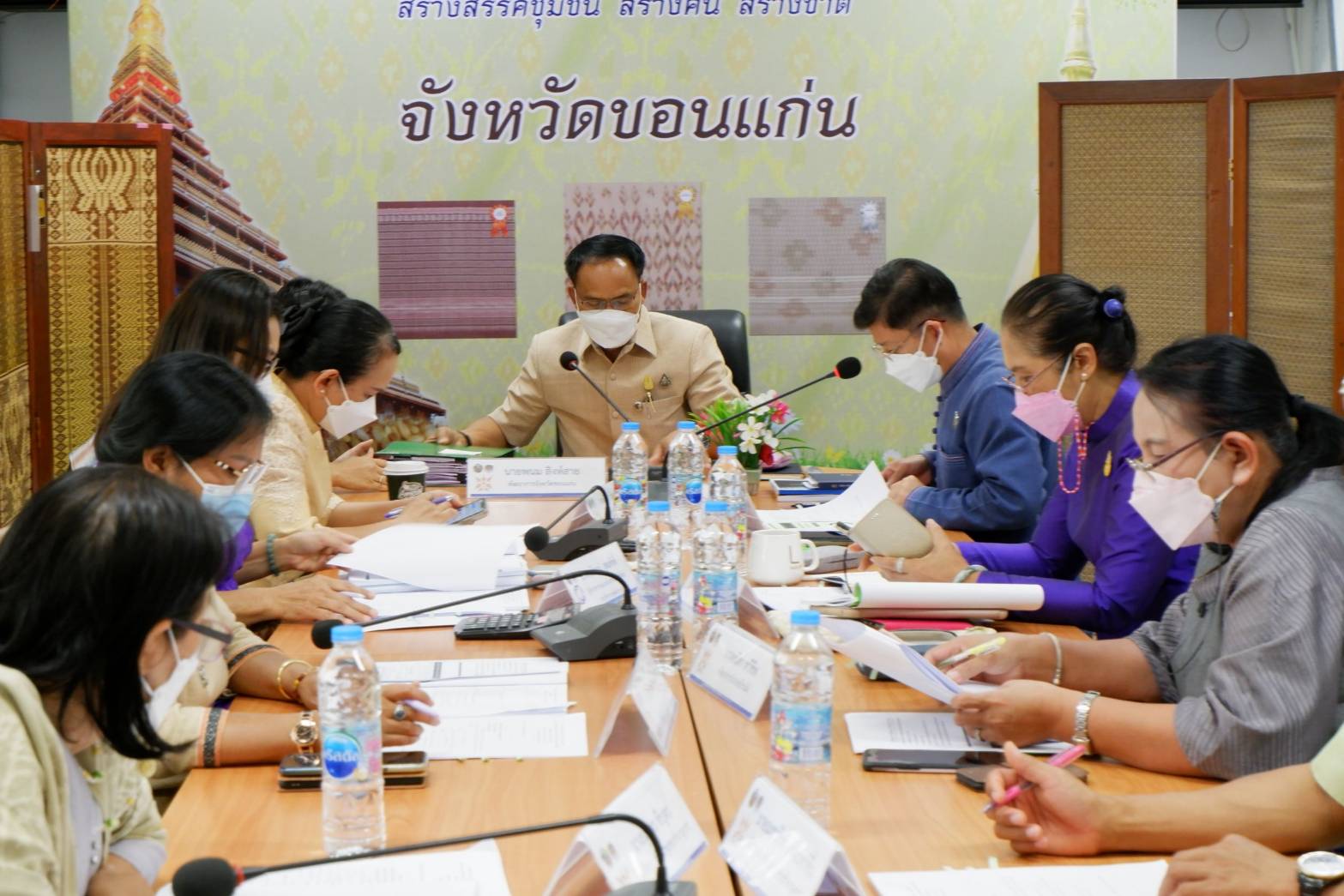 พช. ประชุมพิจารณาจัดทำข้อตกลงการปฏิบัติราชการและการประเมินผลการปฏิบัติราชการ ของข้าราชการกรมการพัฒนาชุมชน จังหวัดขอนแก่น ประจำปีงบประมาณ พ.ศ. 2565