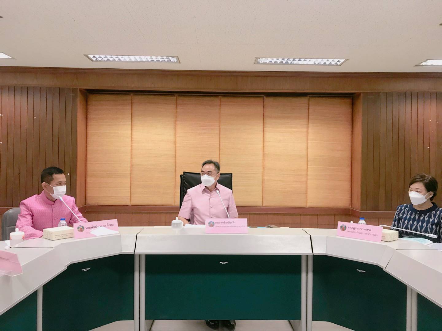 จังหวัดขอนแก่น : ผู้ตรวจราชการกระทรวงมหาดไทย (นายสุพจน์ ยศสิงห์คำ) พร้อมคณะติดตามงานในพื้นที่จังหวัดขอนแก่น