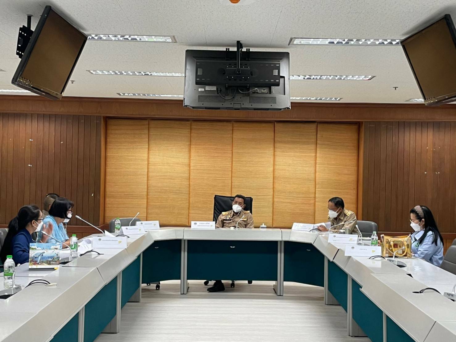 จังหวัดขอนแก่น : ประชุมคณะกรรมการประกวดกองทุนแม่ของแผ่นดินดีเด่น ระดับจังหวัดขอนแก่น ประจำปี 2565