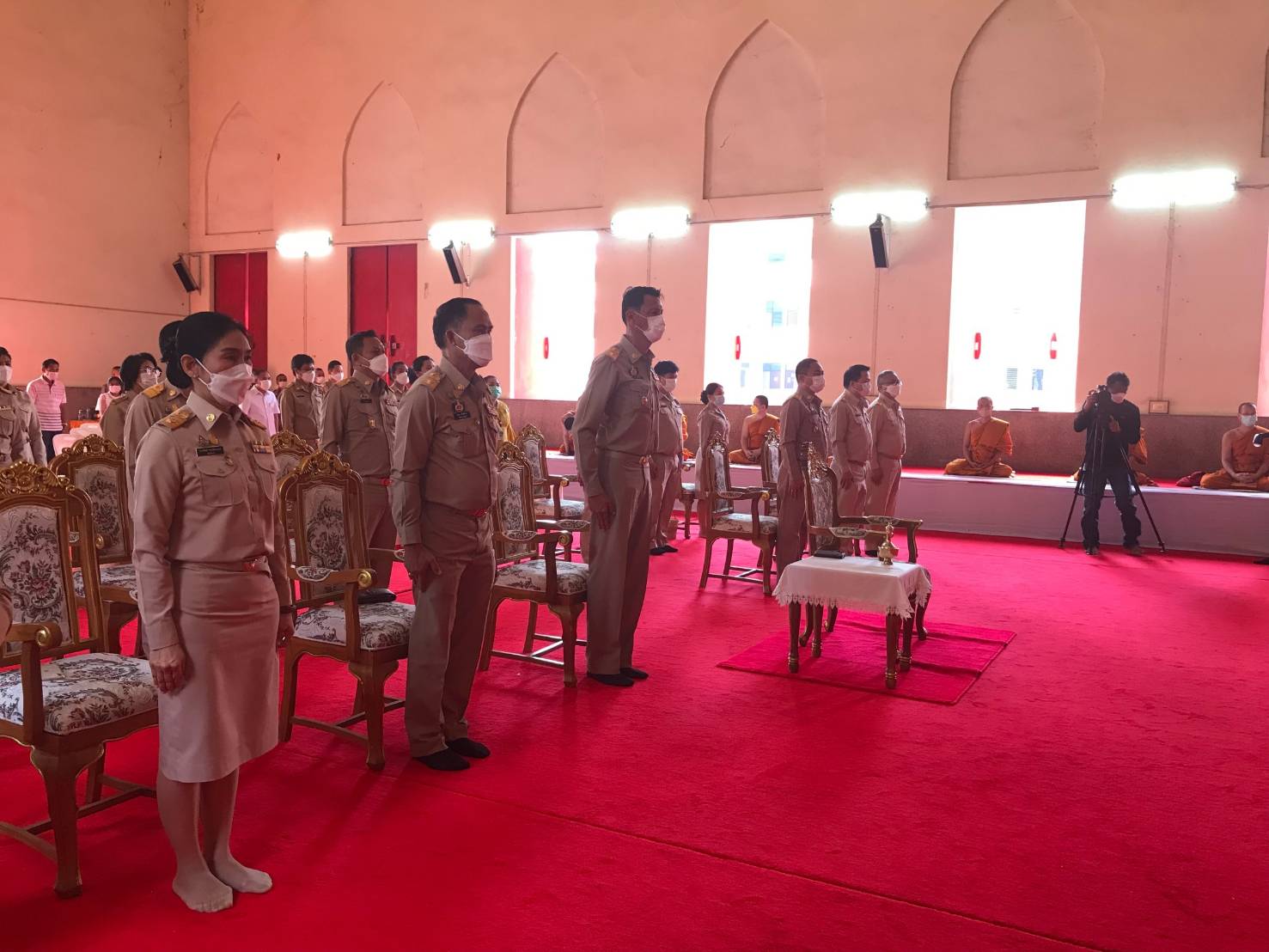 จังหวัดขอนแก่น :ประกอบพิธีถวายภัตตาหารเพล และสิ่งของพระราชทานแด่พระภิกษุ สามเณร ในการสอบบาลีสนามหลวง ประจำปี 2565