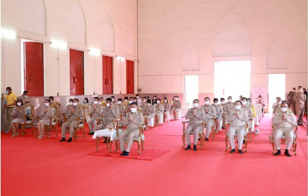 จังหวัดขอนแก่น :ประกอบพิธีถวายภัตตาหารเพล และสิ่งของพระราชทานแด่พระภิกษุ สามเณร ในการสอบบาลีสนามหลวง ประจำปี 2565