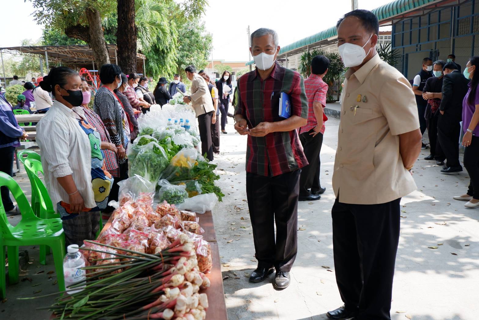 พช.ขอนแก่น : ร่วมตรวจประเมินผลงานโครงการ 1 จังหวัด 1 ศูนย์เรียนรู้โครงการอันเนื่องมาจากพระราชดำริต้นแบบ