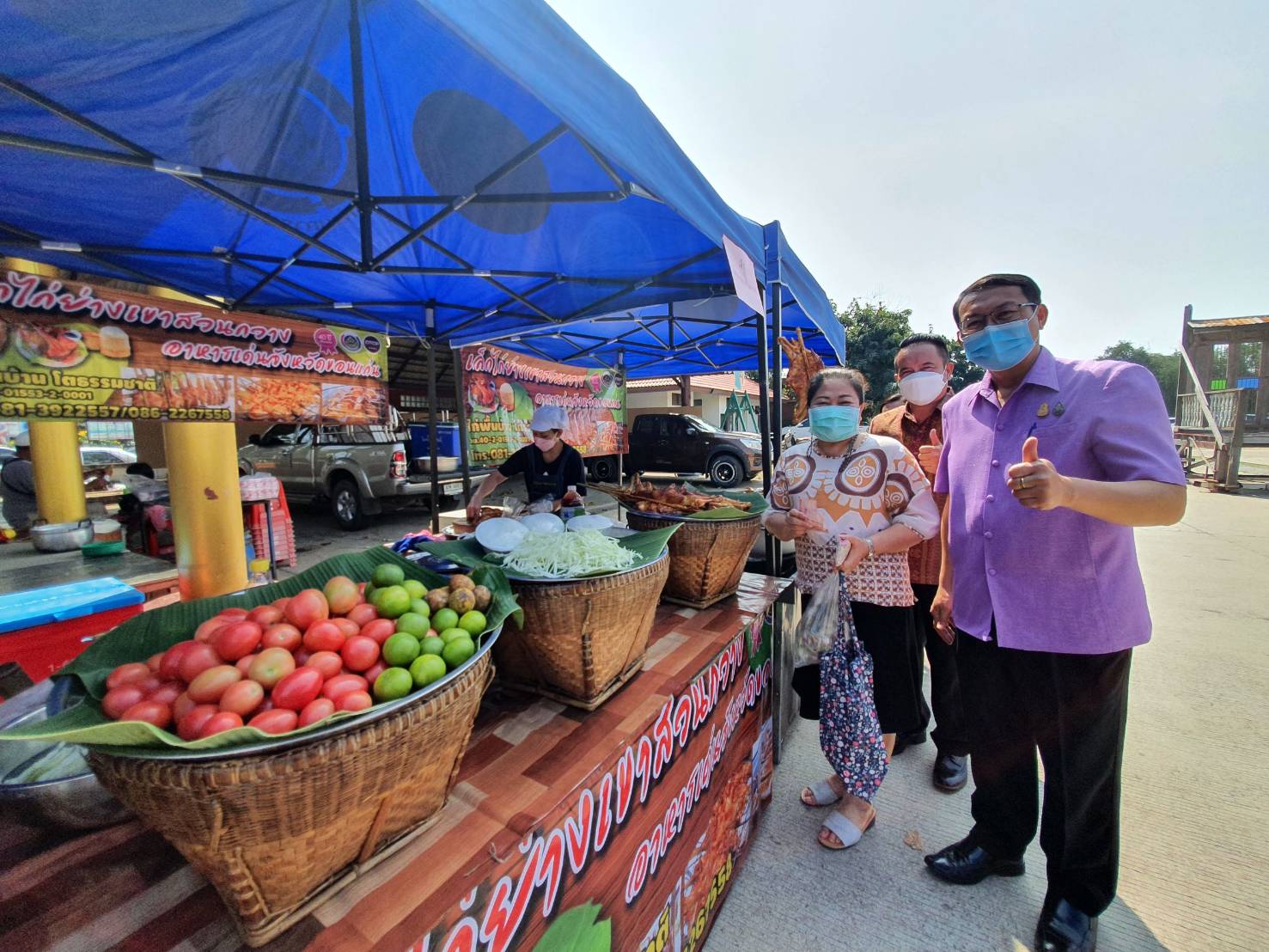 พช.ขอนแก่น : ผนึกกำลังผู้ผลิต ผู้ประกอบการ OTOP ภาคเอกชน ภาคประชาชนร่วมแรงร่วมใจจัดงาน ตลาดนัดชุมชน ประชาสุขใจ สู้ภัย COVID -19