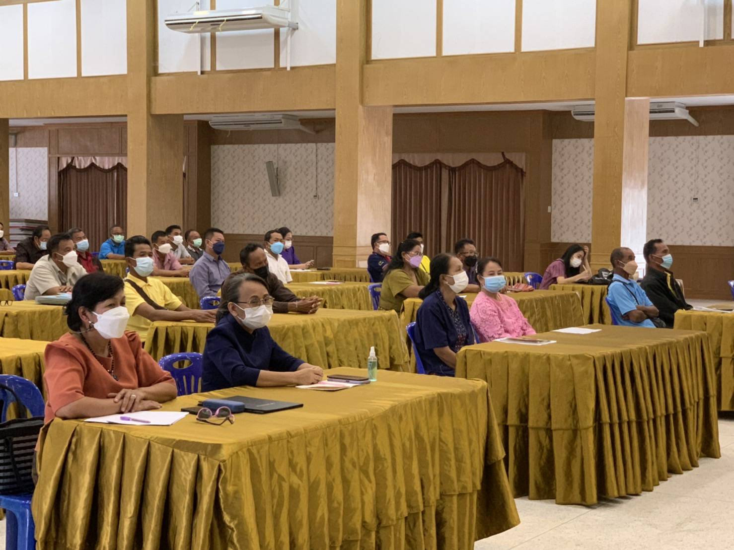 ผู้ตรวจราชการกรมการพัฒนาชุมชน ลงพื้นที่ตรวจเยี่ยมการขับเคลื่อนกิจกรรมพัฒนาชุมชน พร้อมมอบนโยบายแนวทางการดำเนินงาน ประจำปีงบประมาณ พ.ศ. 2565 ในพื้นที่จังหวัดขอนแก่น