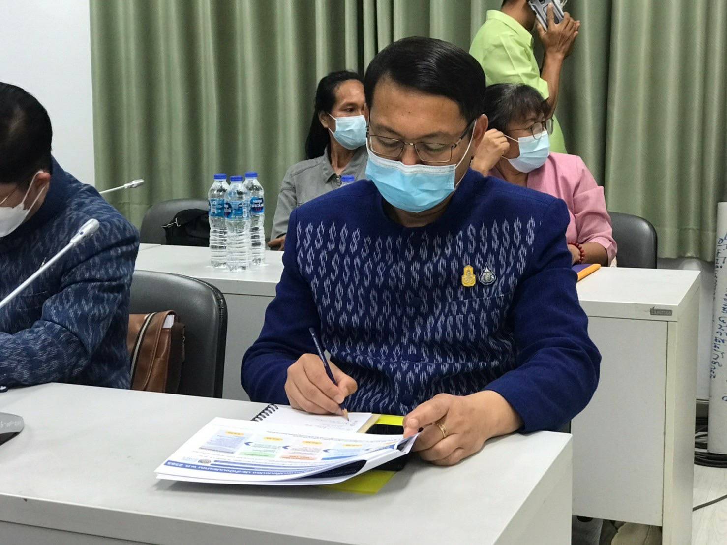 ผู้ตรวจราชการกรมการพัฒนาชุมชน ลงพื้นที่ตรวจเยี่ยมการขับเคลื่อนกิจกรรมพัฒนาชุมชน พร้อมมอบนโยบายแนวทางการดำเนินงาน ประจำปีงบประมาณ พ.ศ. 2565 ในพื้นที่จังหวัดขอนแก่น