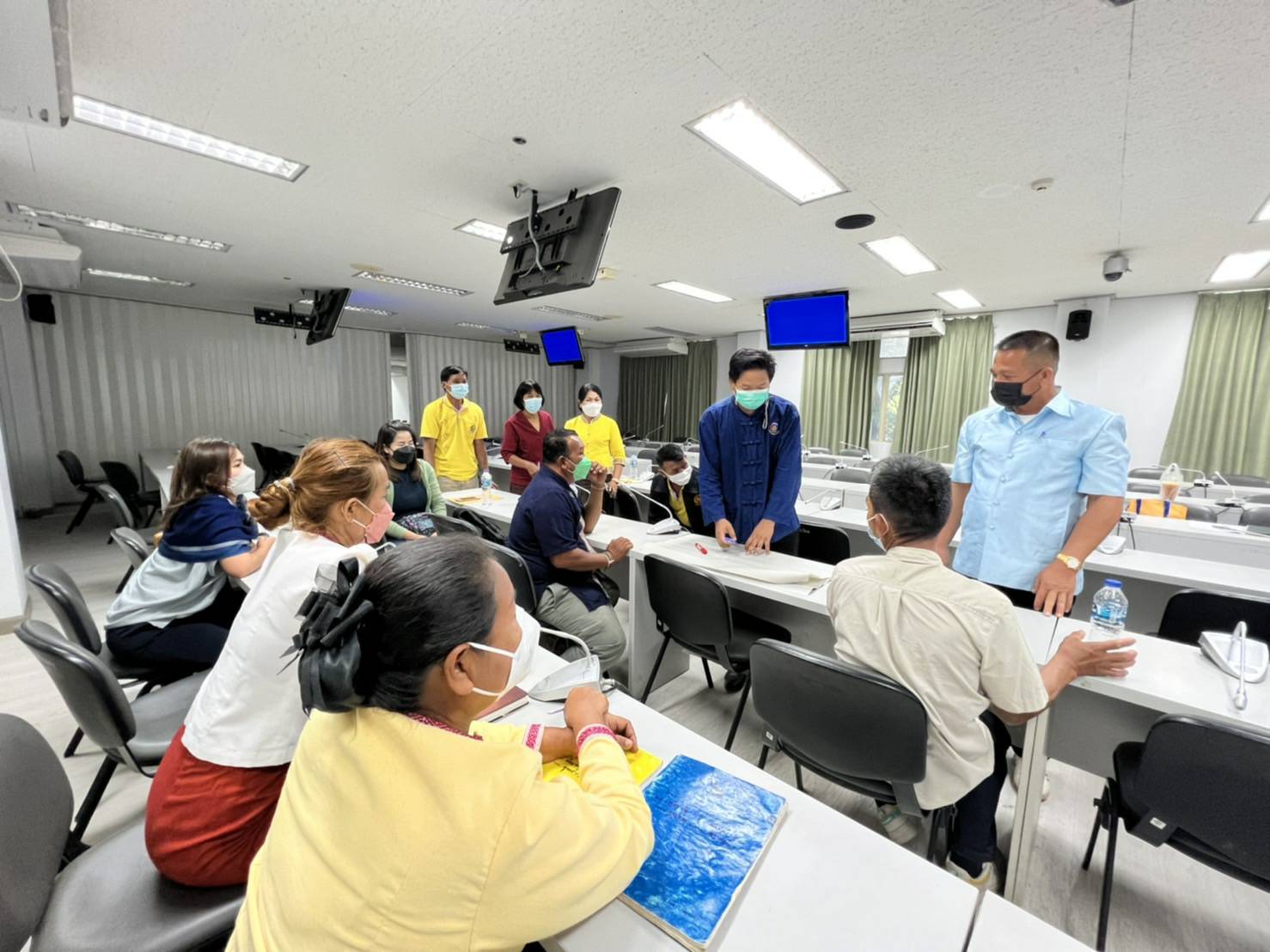 ผู้ตรวจราชการกรมการพัฒนาชุมชน ลงพื้นที่ตรวจเยี่ยมการขับเคลื่อนกิจกรรมพัฒนาชุมชน พร้อมมอบนโยบายแนวทางการดำเนินงาน ประจำปีงบประมาณ พ.ศ. 2565 ในพื้นที่จังหวัดขอนแก่น