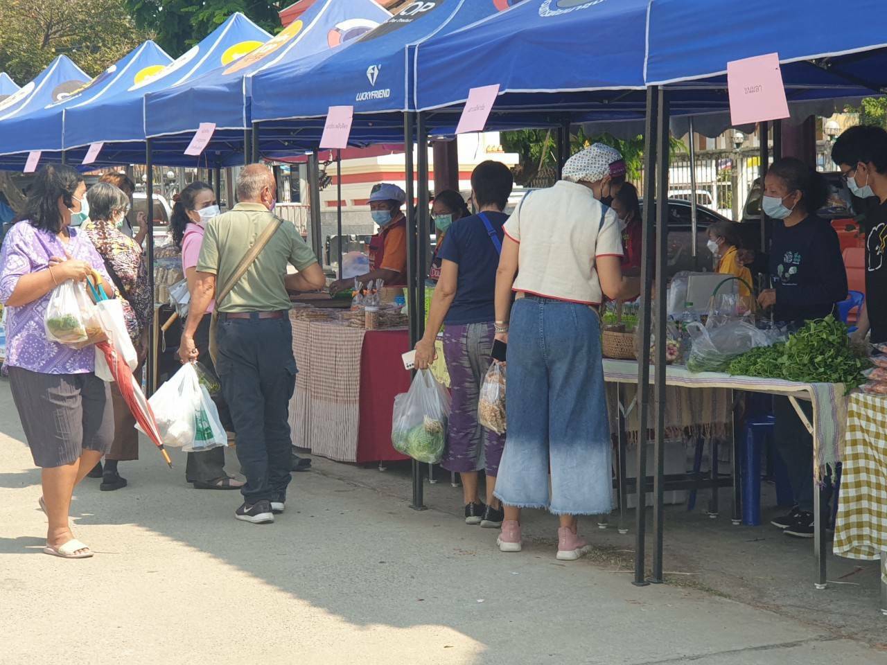 พช.ขอนแก่น : !!มาตามนัด!!ตามคำเรียกร้อง ตลาดนัดชุมชน ประชาสุขใจ สู้ภัย COVID -19