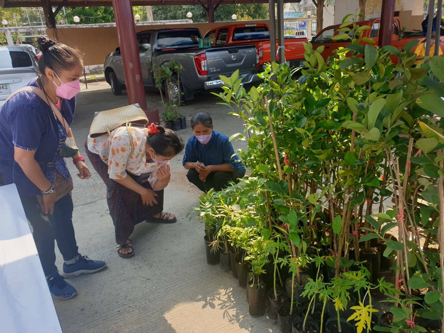 พช.ขอนแก่น : !!มาตามนัด!!ตามคำเรียกร้อง ตลาดนัดชุมชน ประชาสุขใจ สู้ภัย COVID -19