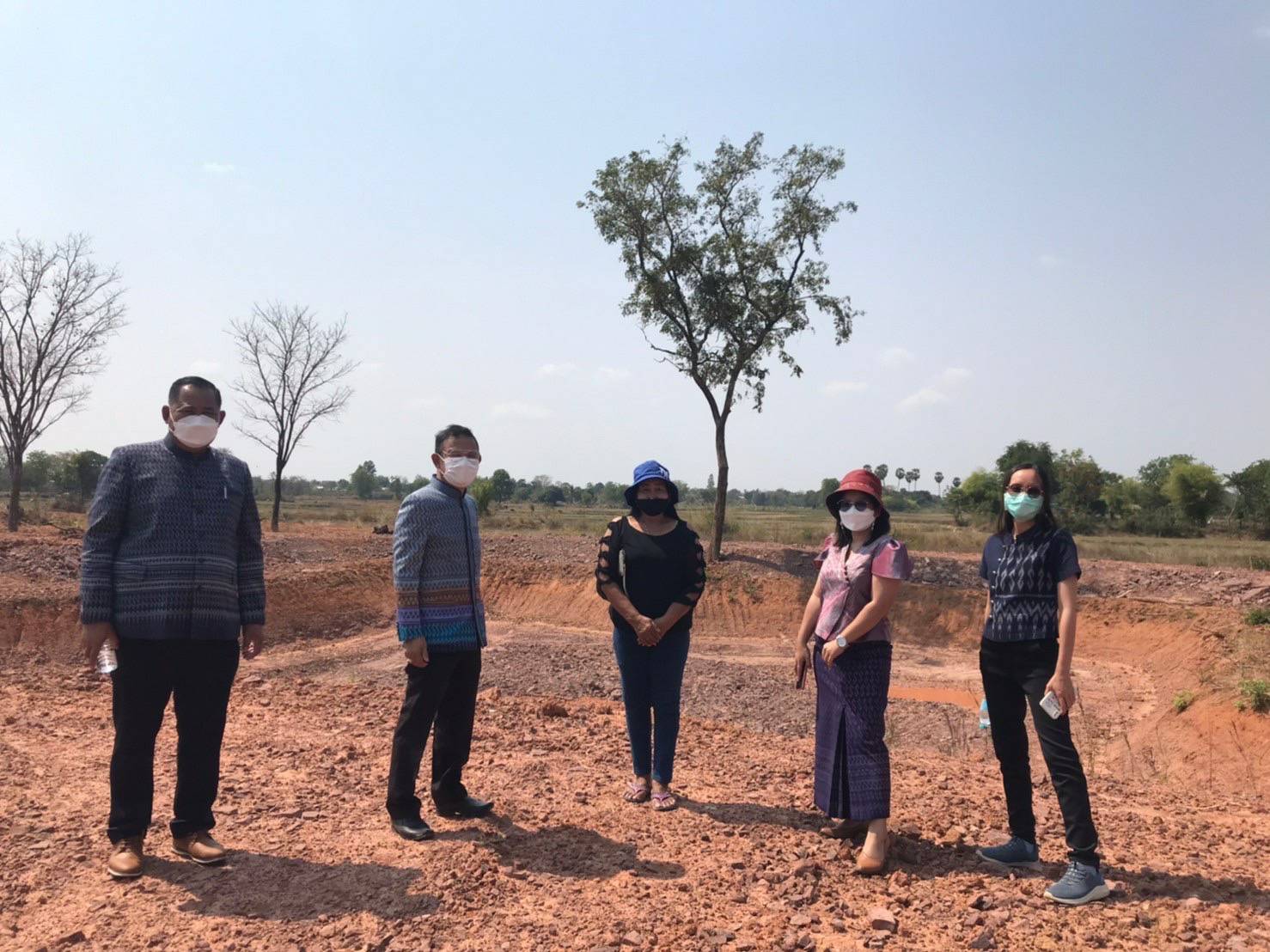 ผู้ตรวจราชการกรมการพัฒนาชุมชน ลงพื้นที่ตรวจเยี่ยมการขับเคลื่อนกิจกรรมพัฒนาชุมชน พร้อมมอบนโยบายแนวทางการดำเนินงาน ประจำปีงบประมาณ พ.ศ. 2565 ในพื้นที่จังหวัดขอนแก่น