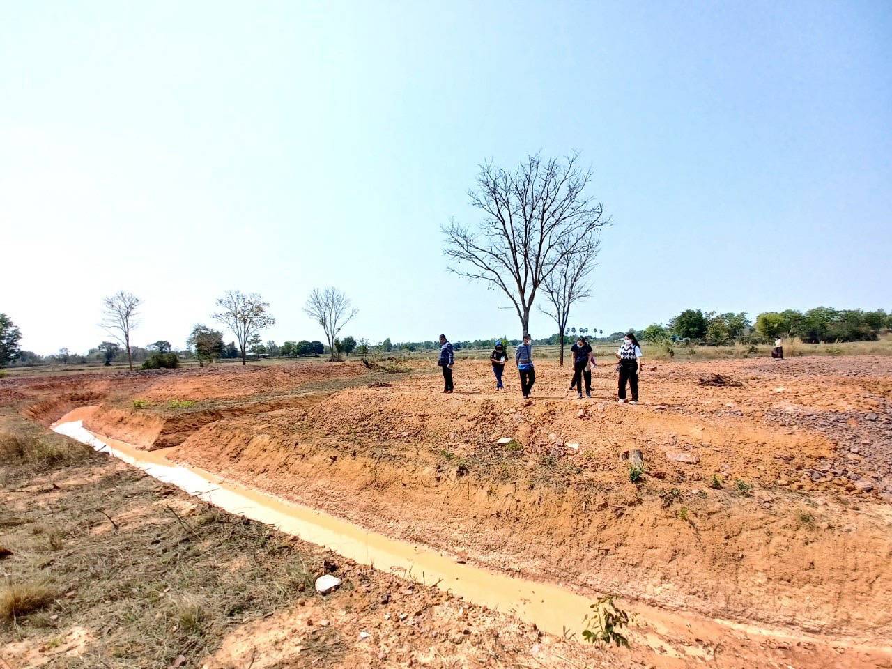 ผู้ตรวจราชการกรมการพัฒนาชุมชน ลงพื้นที่ตรวจเยี่ยมการขับเคลื่อนกิจกรรมพัฒนาชุมชน พร้อมมอบนโยบายแนวทางการดำเนินงาน ประจำปีงบประมาณ พ.ศ. 2565 ในพื้นที่จังหวัดขอนแก่น