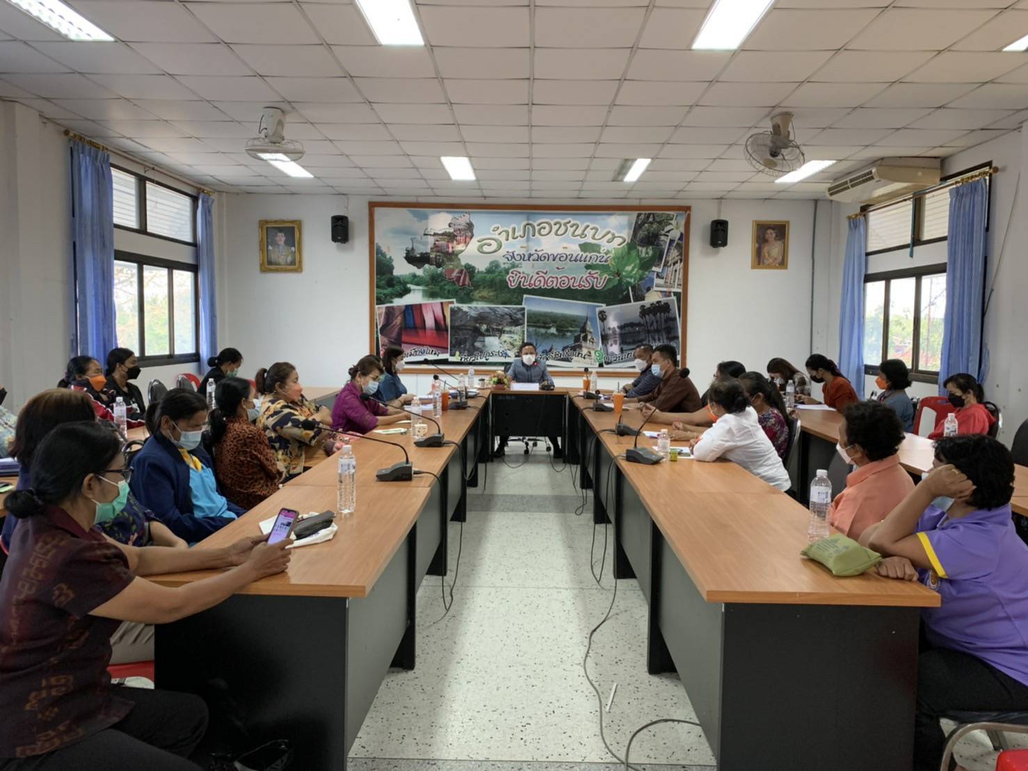 ผู้ตรวจราชการกรมการพัฒนาชุมชน ลงพื้นที่ตรวจเยี่ยมการขับเคลื่อนกิจกรรมพัฒนาชุมชน พร้อมมอบนโยบายแนวทางการดำเนินงาน ประจำปีงบประมาณ พ.ศ. 2565 ในพื้นที่จังหวัดขอนแก่น