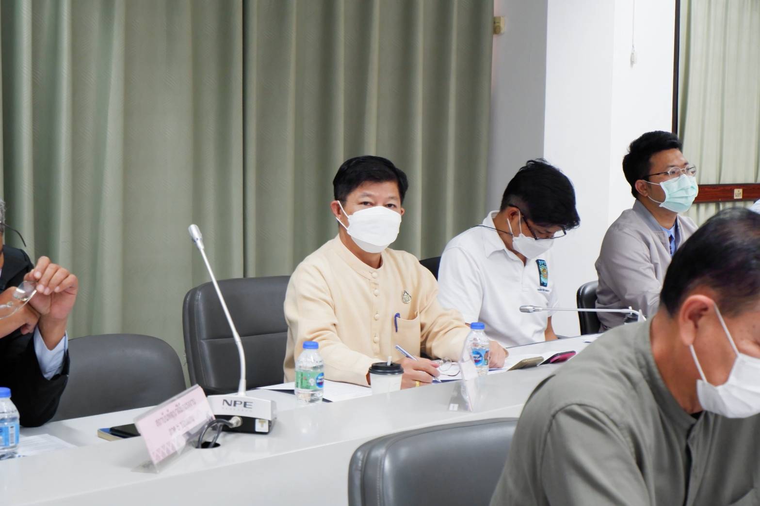 พช.ขอนแก่น : ร่วมประชุมคณะกรรมการร่วมภาครัฐและเอกชนเพื่อพัฒนาและแก้ไขปัญหาทางเศรษฐกิจ จังหวัดขอนแก่น (กรอ.จังหวัดขอนแก่น) ครั้งที่ 1 ประจำปีงบประมาณ พ.ศ. 2565