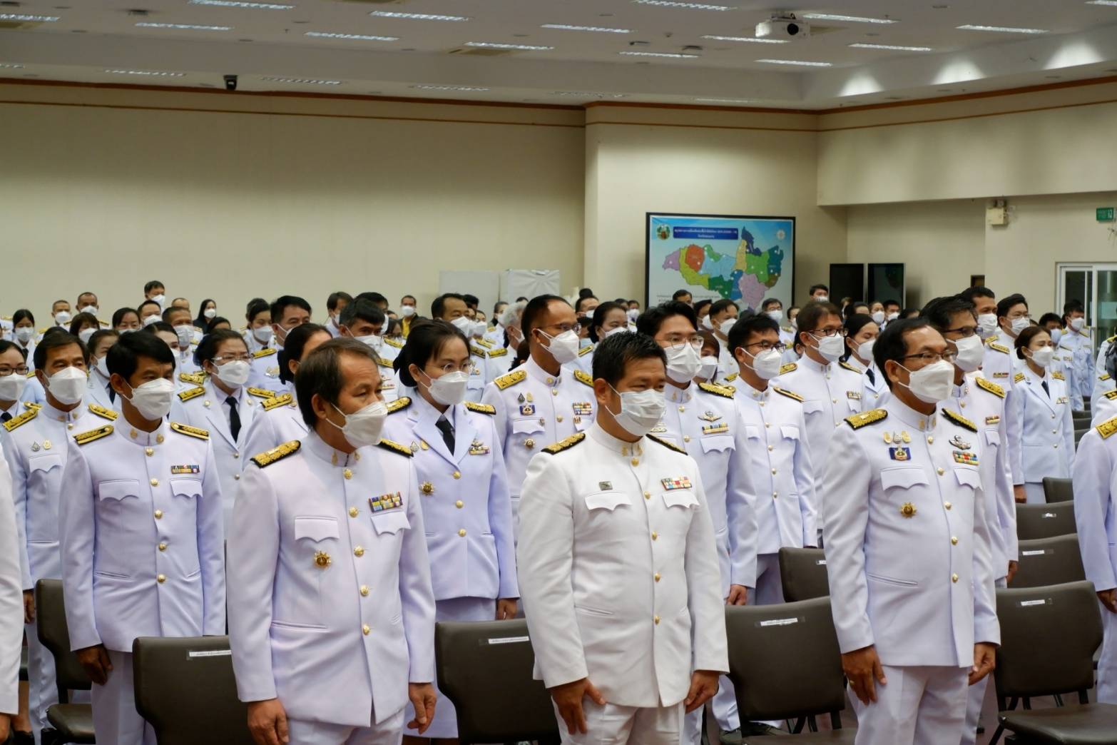 ?จังหวัดขอนแก่น : จัดพิธีวันที่ระลึกพระบาทสมเด็จพระนั่งเกล้าเจ้าอยู่หัว พระมหาเจษฎาราชเจ้า และวันข้าราชการพลเรือน?