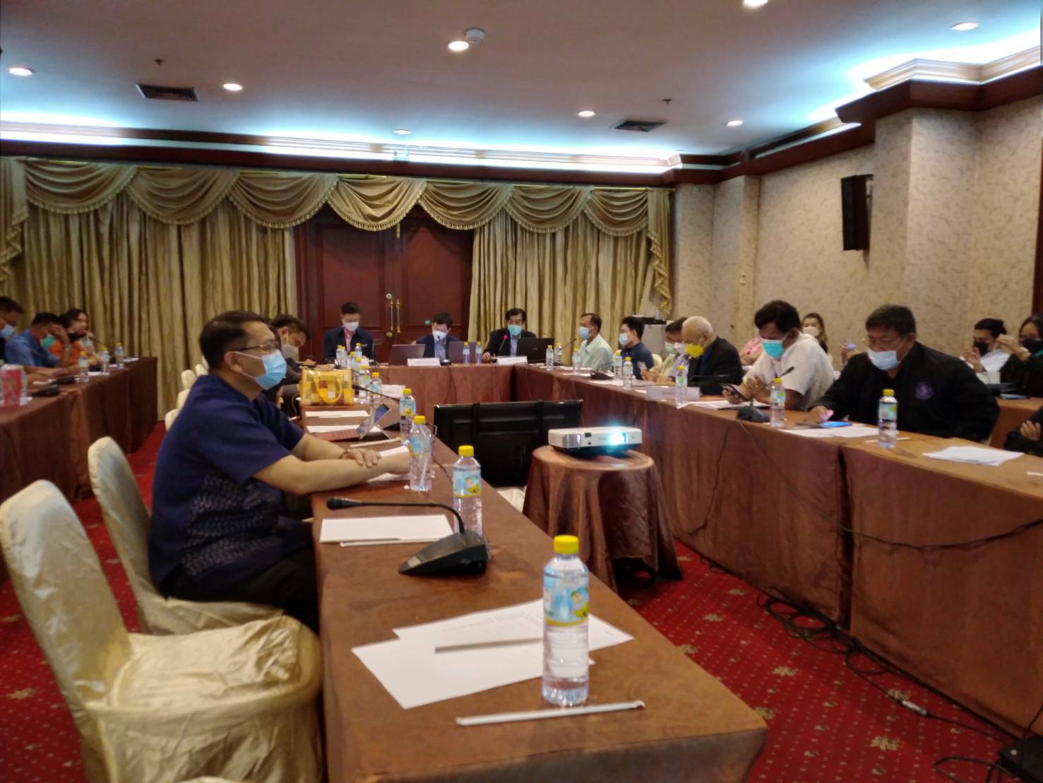 พช.ขอนแก่น : ร่วมประชุมกลุ่มย่อย ศึกษากฎหมาย กฎ ระเบียบ เพื่อลดอุปสรรคในการประกอบธุรกิจอุตสาหกรรมการท่องเที่ยวเชิงสุขภาพ และอุตสาหกรรมการแพทย์ครบวงจร