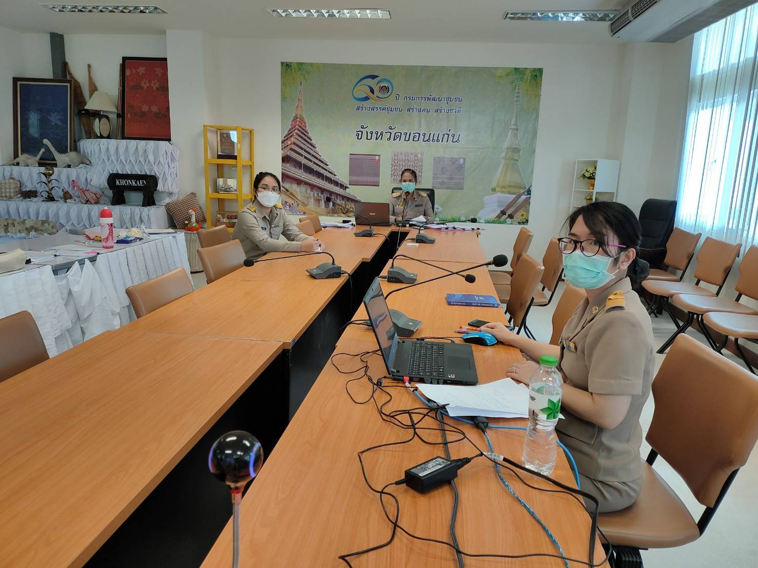 พช.ขอนแก่น : ประชุมซักซ้อมแนวทางการขับเคลื่อนศูนย์อำนวยการขจัดความยากจนและพัฒนาคนทุกช่วงวัยอย่างยั่งยืนตามหลักปรัชญาของเศรษฐกิจพอเพียง (ศจพ.) ในระดับพื้นที่ ประจำปีงบประมาณ พ.ศ. 2565