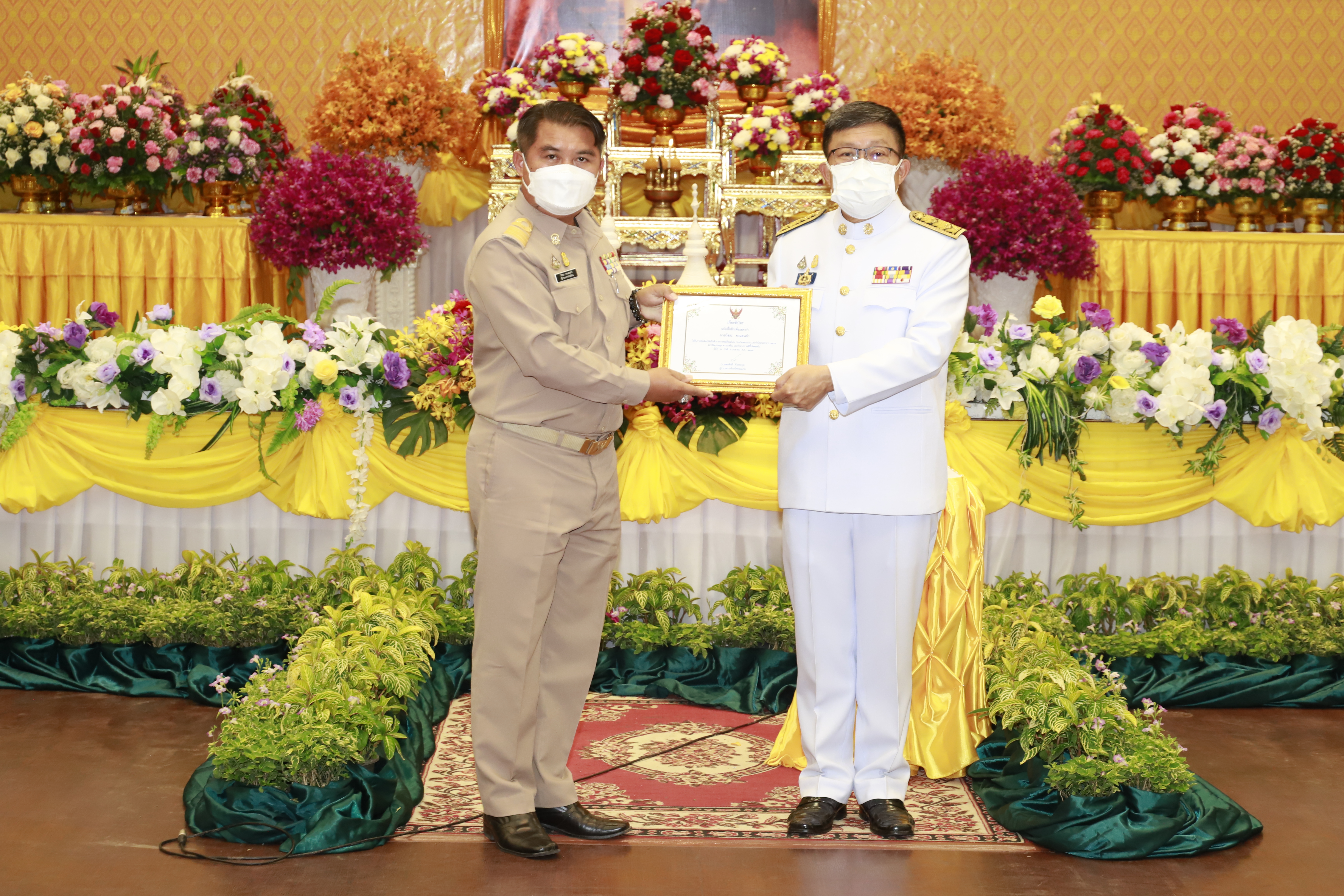 ?จังหวัดขอนแก่น : จัดพิธีวันที่ระลึกพระบาทสมเด็จพระนั่งเกล้าเจ้าอยู่หัว พระมหาเจษฎาราชเจ้า และวันข้าราชการพลเรือน?