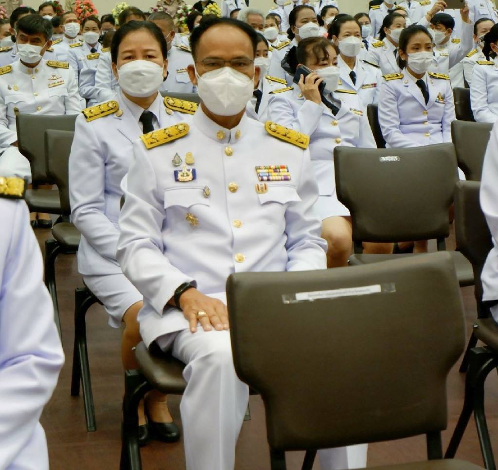 ?จังหวัดขอนแก่น : จัดพิธีวันที่ระลึกพระบาทสมเด็จพระนั่งเกล้าเจ้าอยู่หัว พระมหาเจษฎาราชเจ้า และวันข้าราชการพลเรือน?
