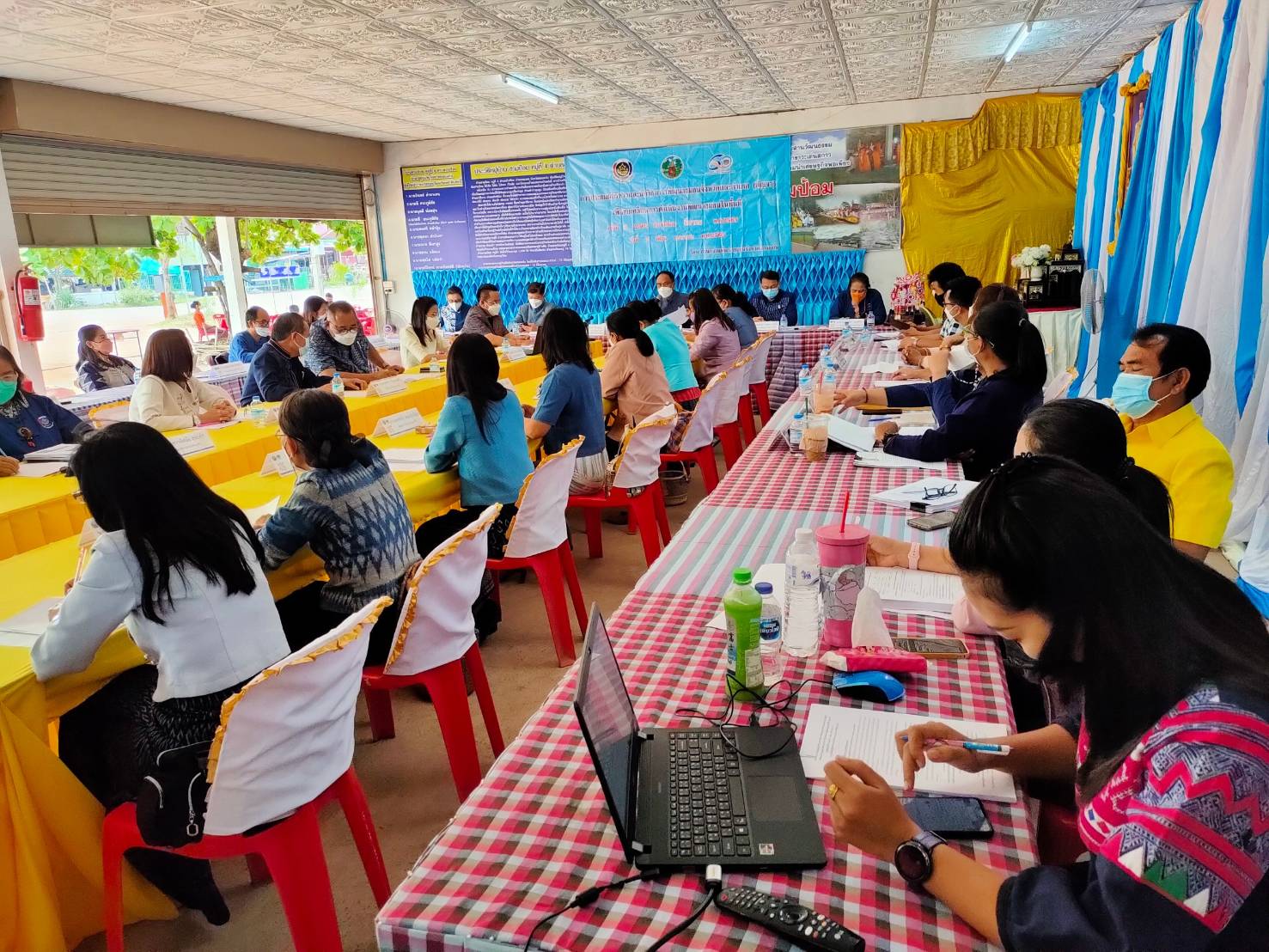 พช.ขอนแก่น : ประชุมผู้บริหารและนักวิชาการพัฒนาชุมชนจังหวัดและอำเภอ (สัญจร) เพื่อติดตามและประสานงานในการขับเคลื่อนงานพัฒนาชุมชน ประจำเดือนเมษายน 2565