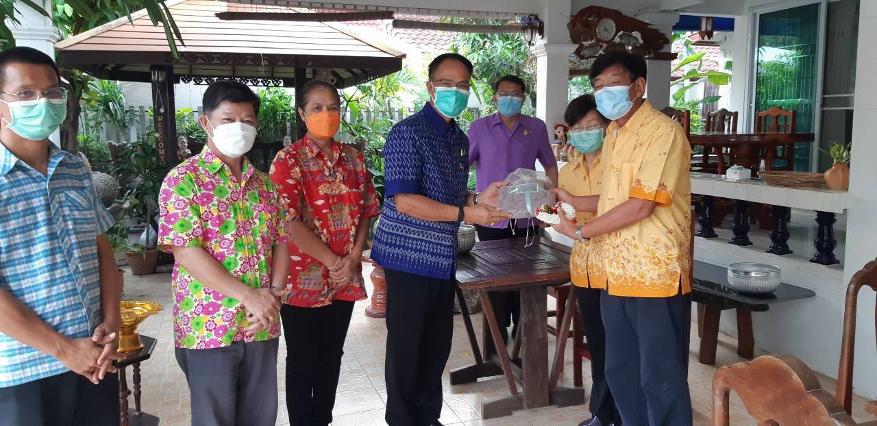 พช.ขอนแก่น : สืบสานประเพณีสงกรานต์ 2565 “สรงน้ำพระ รดน้ำดำหัว ขอพรผู้ใหญ่