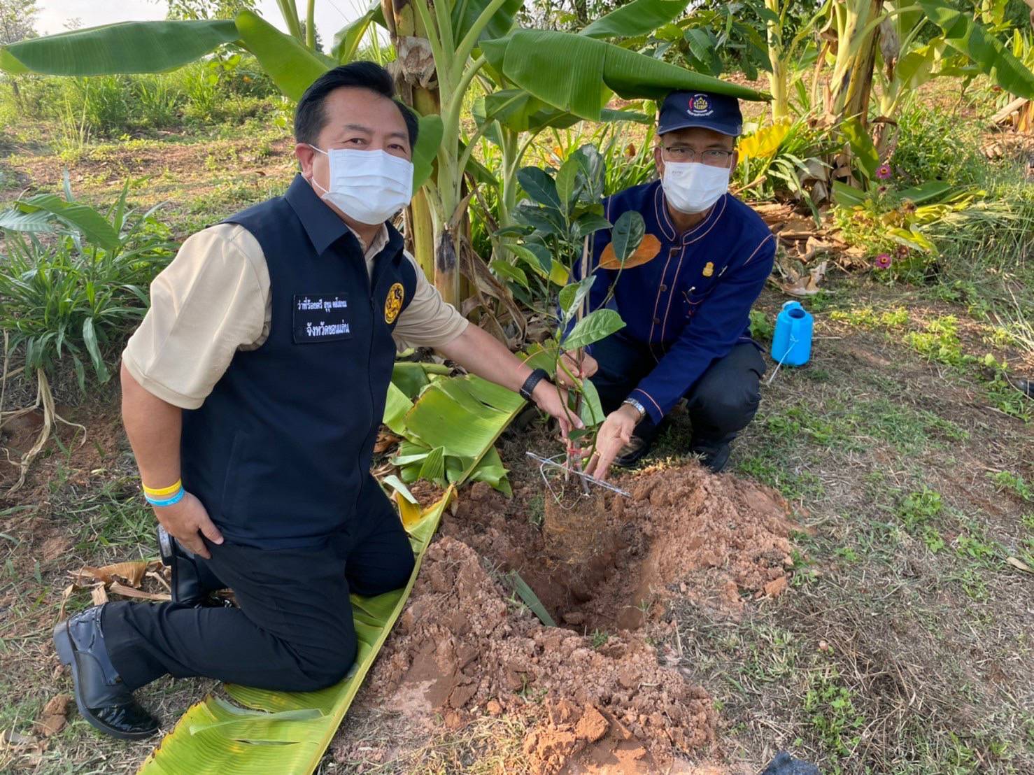 พช.ขอนแก่น : นายวสันต์ ชิงชนะ ผู้ตรวจราชการกรมการพัฒนาชุมชน เขตตรวจราชการที่ 12 ลงพื้นที่จังหวัดขอนแก่น ตรวจติดตามผลการดำเนินงาน ตามประเด็นการตรวจราชการกรมการพัฒนาชุมชน ประจำเดือนเมษายน พ.ศ.2565