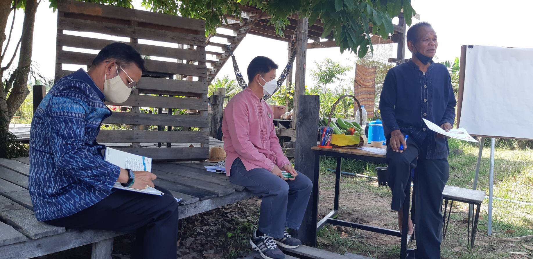 พช.ขอนแก่น : นายวสันต์ ชิงชนะ ผู้ตรวจราชการกรมการพัฒนาชุมชน เขตตรวจราชการที่ 12 ลงพื้นที่จังหวัดขอนแก่น ตรวจติดตามผลการดำเนินงาน ตามประเด็นการตรวจราชการกรมการพัฒนาชุมชน ประจำเดือนเมษายน พ.ศ.2565 (วันที่ 2)