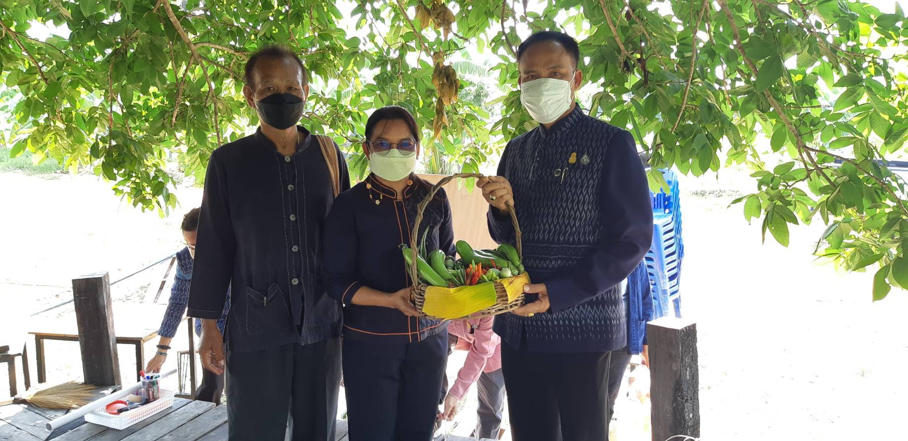 พช.ขอนแก่น : นายวสันต์ ชิงชนะ ผู้ตรวจราชการกรมการพัฒนาชุมชน เขตตรวจราชการที่ 12 ลงพื้นที่จังหวัดขอนแก่น ตรวจติดตามผลการดำเนินงาน ตามประเด็นการตรวจราชการกรมการพัฒนาชุมชน ประจำเดือนเมษายน พ.ศ.2565 (วันที่ 2)