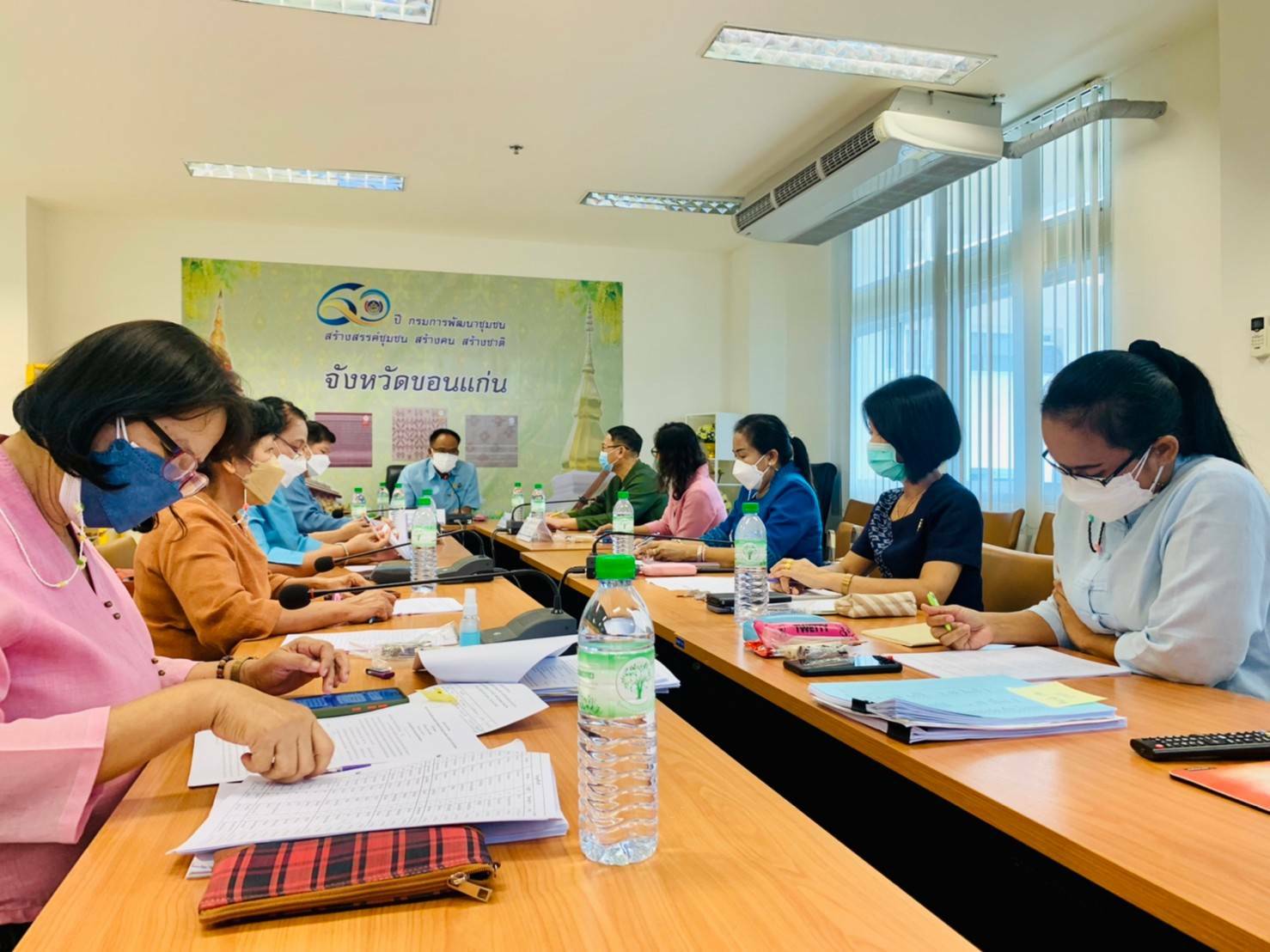 พช.ขอนแก่น : ประชุมคณะกรรมการกำหนดหลักเกณฑ์และพิจารณาจัดสรรกิจกรรมพัฒนาชุมชนดีเด่น ระดับจังหวัด ประจำปี 2565 ครั้งที่ 1/2565
