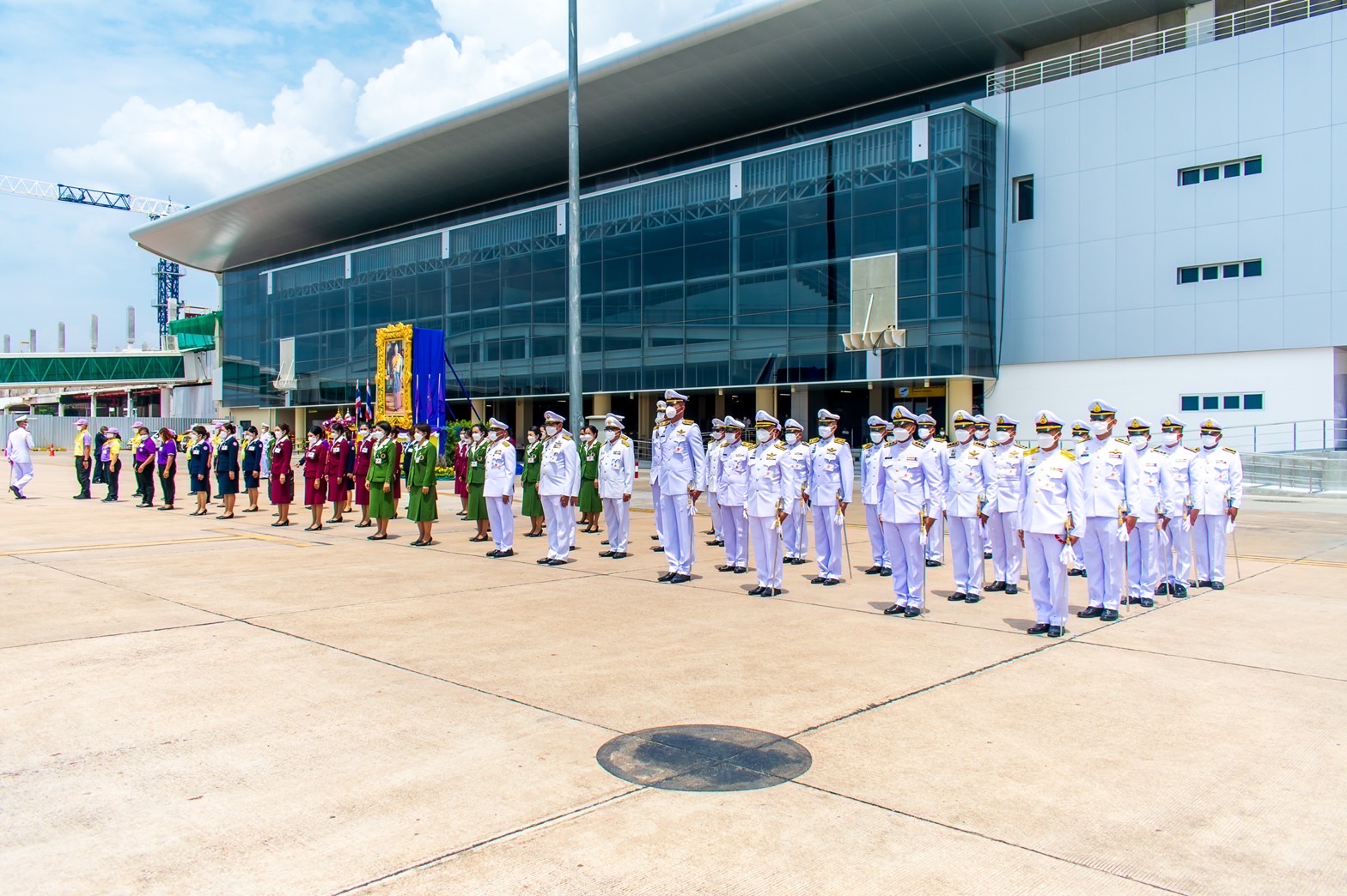 พช.ขอนแก่น : เฝ้าส่งเสด็จสมเด็จพระกนิษฐาธิราชเจ้า กรมสมเด็จพระเทพรัตนราชสุดา ฯ สยามบรมราชกุมารี เสด็จพระราชดําเนินไปทรงปฏิบัติพระราชกรณียกิจในพื้นที่จังหวัดขอนแก่น และจังหวัดมหาสารคาม ณ ท่าอากาศยานนานาชาติขอนแก่น