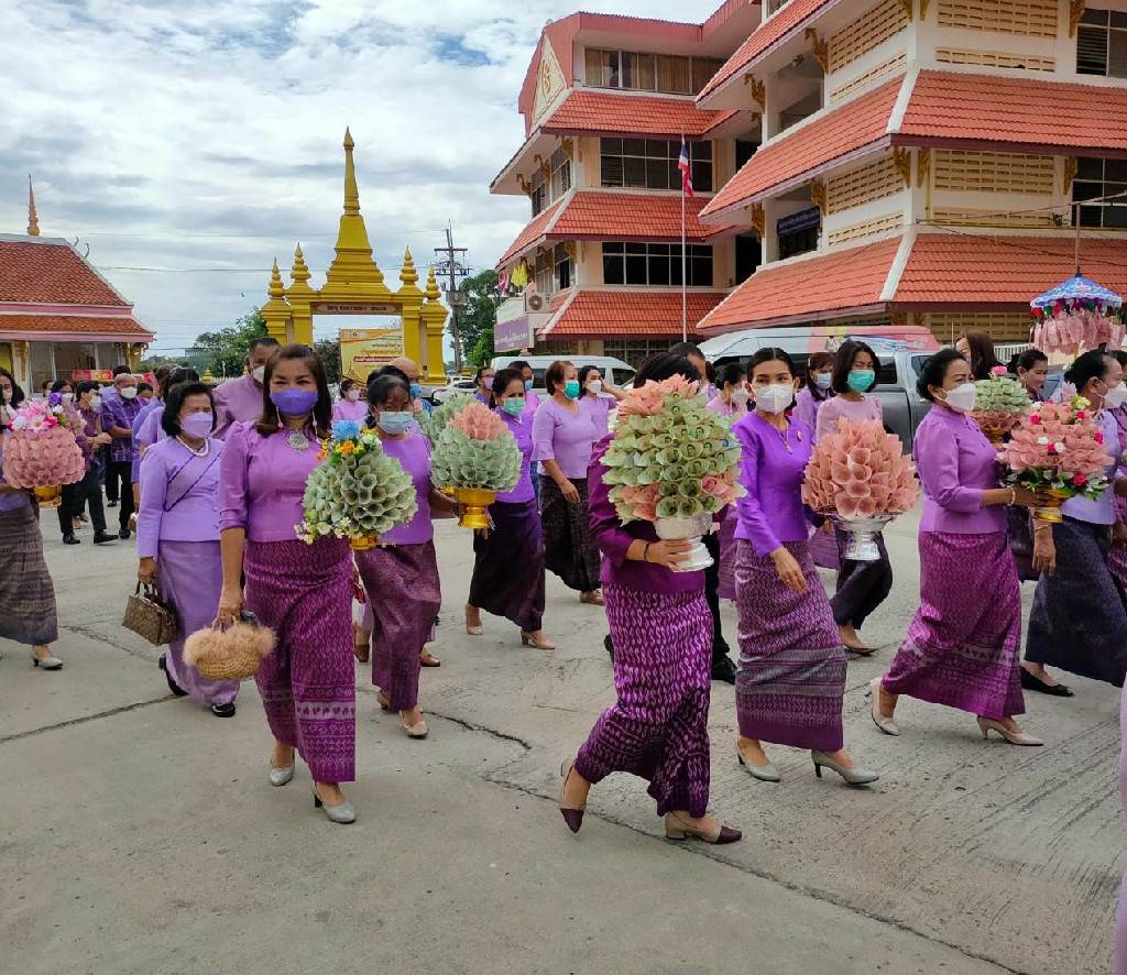 จังหวัดขอนแก่น : จัดพิธีทอดผ้าป่าสมทบกองทุนพัฒนาเด็กชนบท ในพระราชูปถัมภ์ สมเด็จพระเทพรัตนราชสุดาฯ สยามบรมราชกุมารี ประจำปี 2565 โดยยึดหลัก “บวร” สนับสนุนการจัดงานและมียอดผ้าป่าฯ รวมกว่า 2 แสนบาท