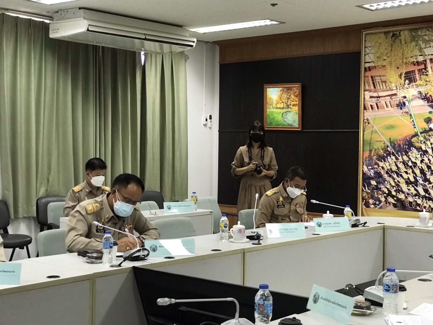 พช.ขอนแก่น : ร่วมประชุมเพื่อขับเคลื่อนและติดตามนโยบายของรัฐบาลและภารกิจสำคัญของกระทรวงมหาดไทย ประจำปีงบประมาณ พ.ศ. 2565 (เดือนเมษายน 2565) ผ่านระบบวีดิทัศน์ทางไกล (VCS) 