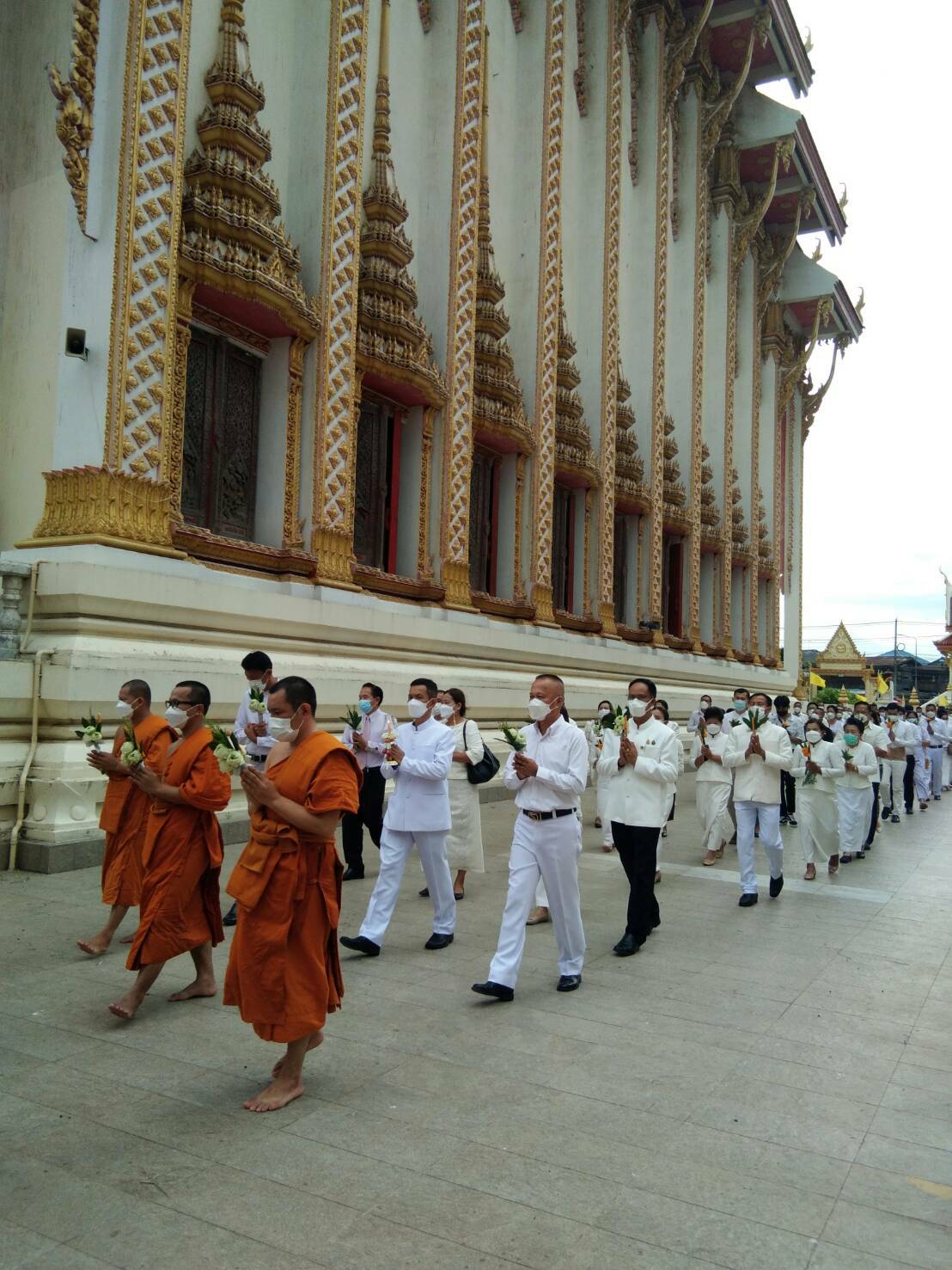 พช.ขอนแก่น : ร่วมกิจกรรมส่งเสริมพระพุทธศาสนา เนื่องในวันวิสาขบูชา ประจำปี พ.ศ. 2565 เพื่อความเป็นสิริมงคล
