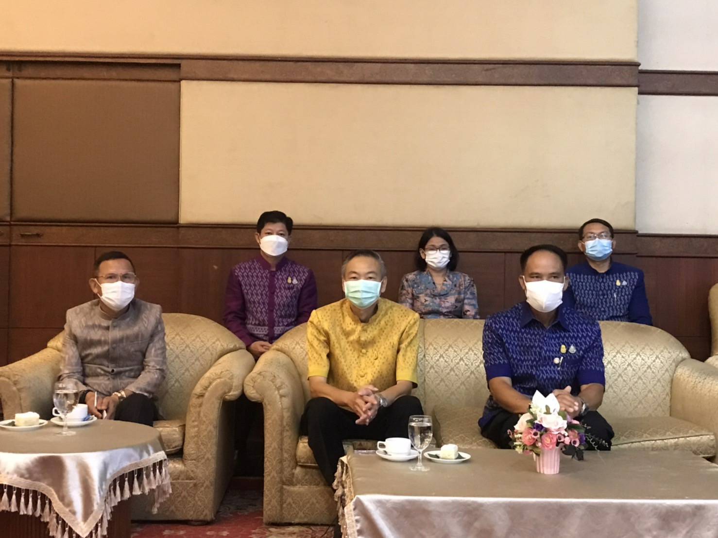 พช.ขอนแก่น : อธิบดี พช. มอบนโยบายการขับเคลื่อนภารกิจสำคัญของกรมการพัฒนาชุมชน ประจำปีงบประมาณ พ.ศ. 2565 เพื่อสร้างสรรค์ชุมชน สร้างคน สร้างชาติ อย่างยั่งยืน ในการ ประชุมเชิงปฏิบัติการการขับเคลื่อนงานตามภารกิจสำคัญของกรมการพัฒนาชุมชน และถ่ายทอดคำรับรองการปฏิบัติราชการ รอบการประเมินที่ 2 ประจำปีงบประมาณ พ.ศ. 2565