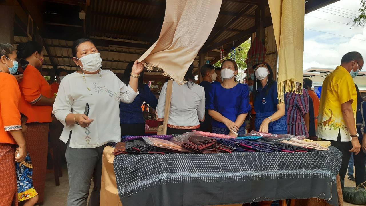 จังหวัดขอนแก่น : ดำเนินการคัดสรรกิจกรรมพัฒนาชุมชนดีเด่น ประจำปี 2565 ระดับกลุ่มอำเภอ วันสุดท้าย