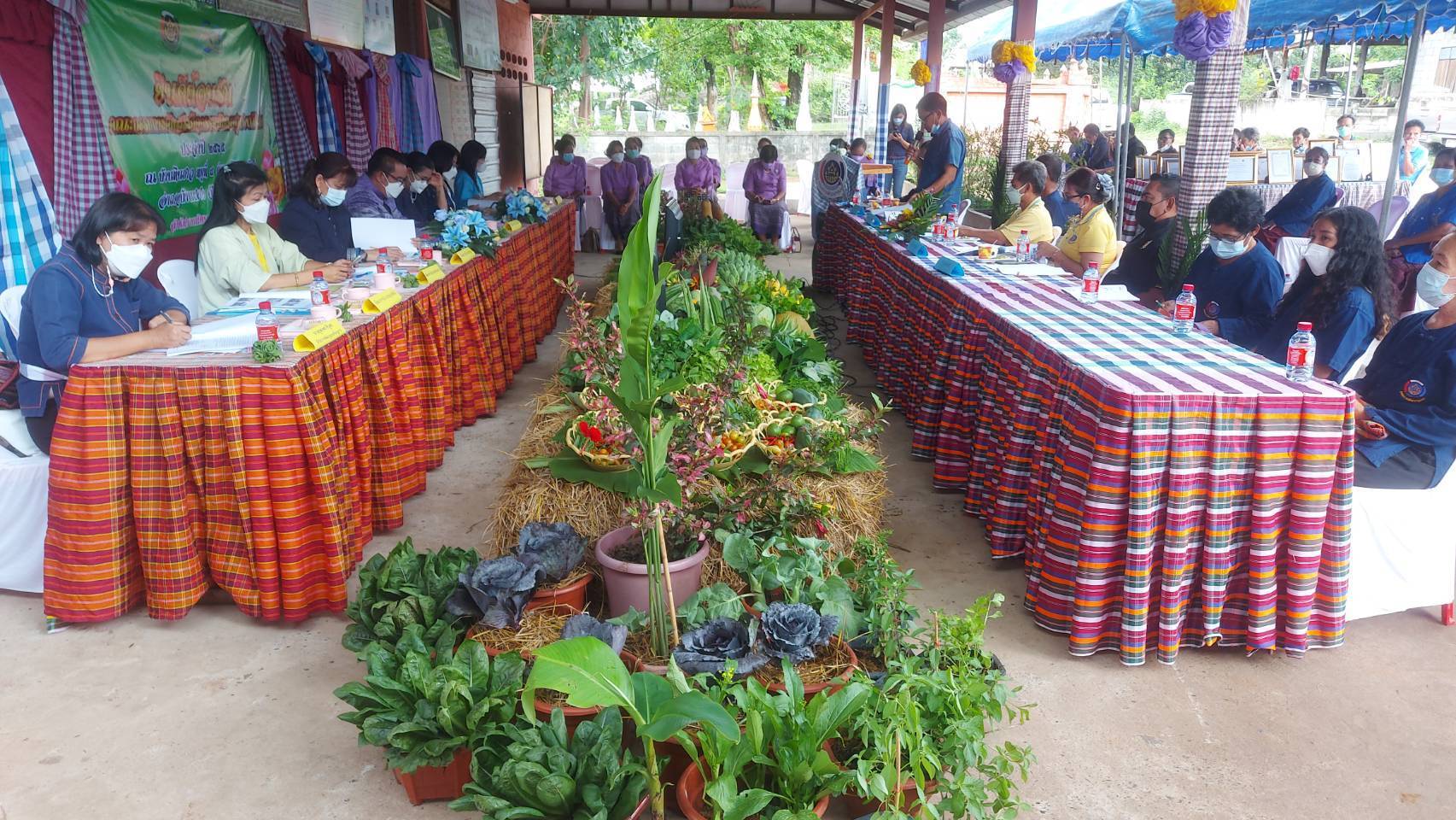จังหวัดขอนแก่น : ดำเนินการคัดสรรกิจกรรมพัฒนาชุมชนดีเด่น ประจำปี 2565 ระดับกลุ่มอำเภอ วันสุดท้าย
