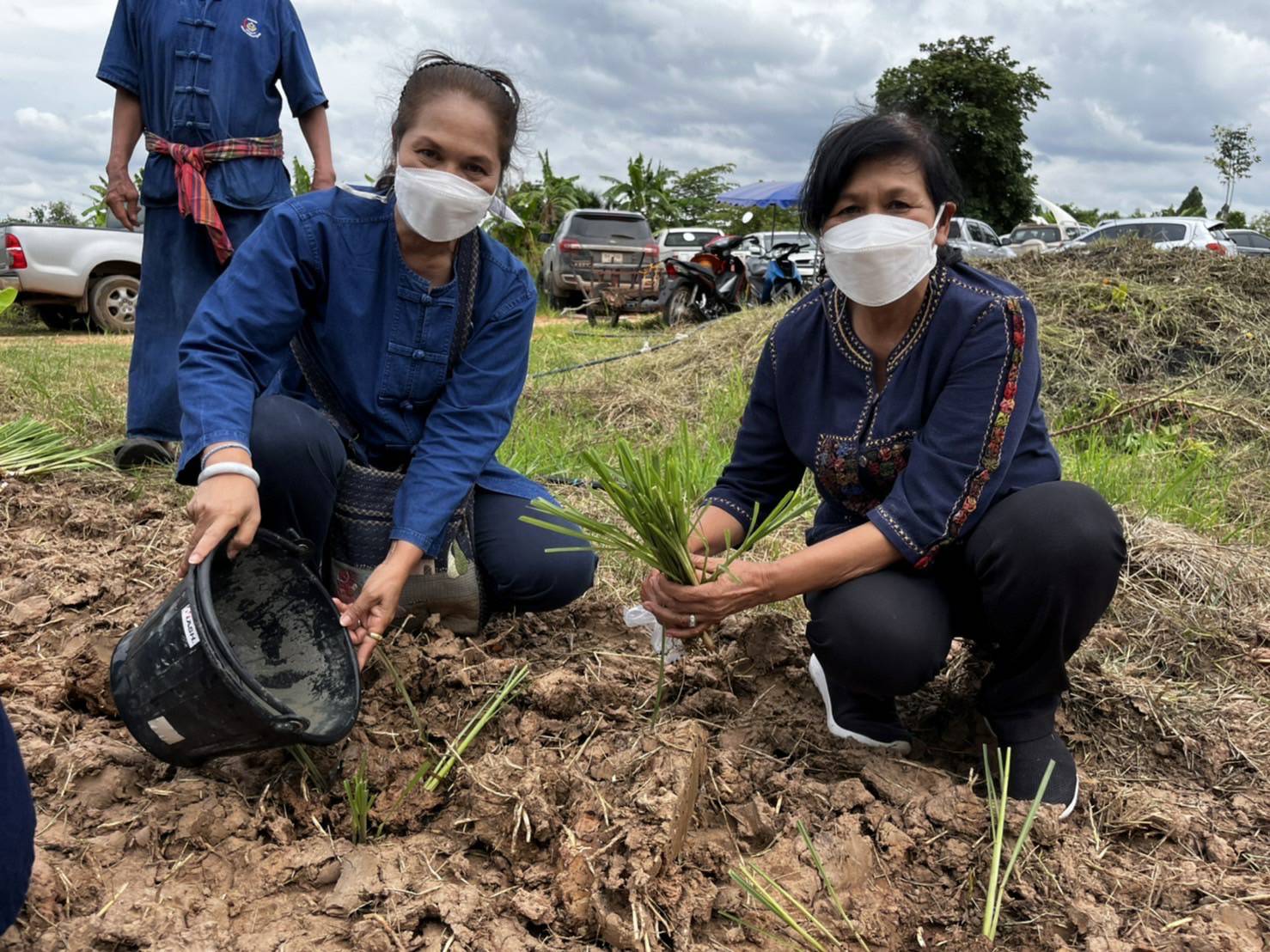 ?พช.ขอนแก่น :นายสุรศักดิ์ อักษรกุล รองอธิบดีกรมการพัฒนาชุมชน ตรวจเยี่ยมการดำเนินงานพัฒนาชุมชนจังหวัดขอนแก่น?
