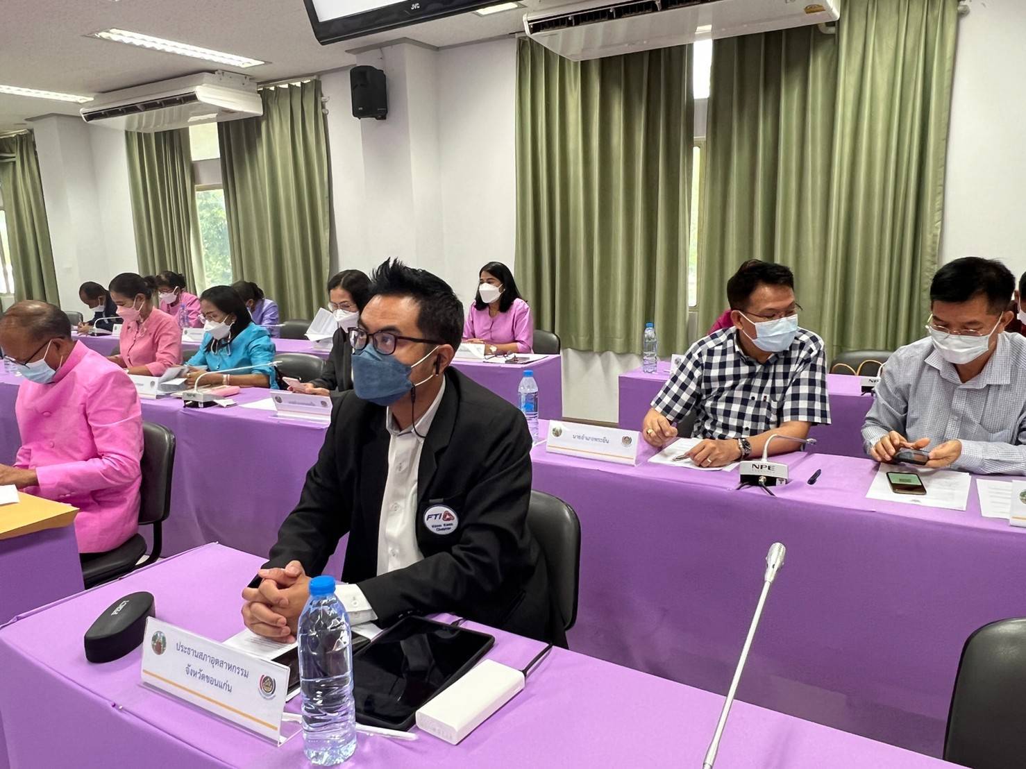 ?จว.ขอนแก่น : ประชุมคณะกรรมการบริหารศูนย์อำนวยการขจัดความยากจนและพัฒนาคนทุกช่วงวัยอย่างยั่งยืนตามหลักปรัชญาของเศรษฐกิจพอเพียงจังหวัดขอนแก่น (คจพ.จ.) ครั้งที่ 3/2565 ?
