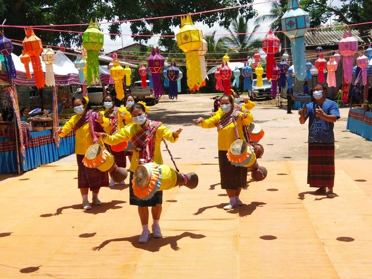 ?พช.ขอนแก่น : ร่วมเป็นเกียรติพิธีเปิดงาน นิทรรศการโปรแกรมของผู้ประกอบการชุมชน (Champ) ตามแนวทาง (Decentralized Hand – on Program Exhibition : D – HOPE)?